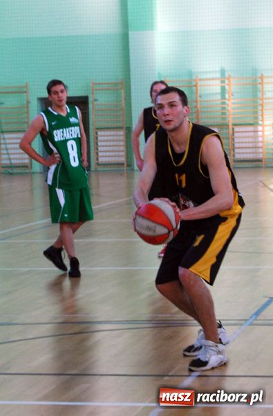 Zdjęcie w galerii na portalu naszraciborz.pl: Sneakers4U o krok od tytułu mistrza ligi wiadomości z regionu