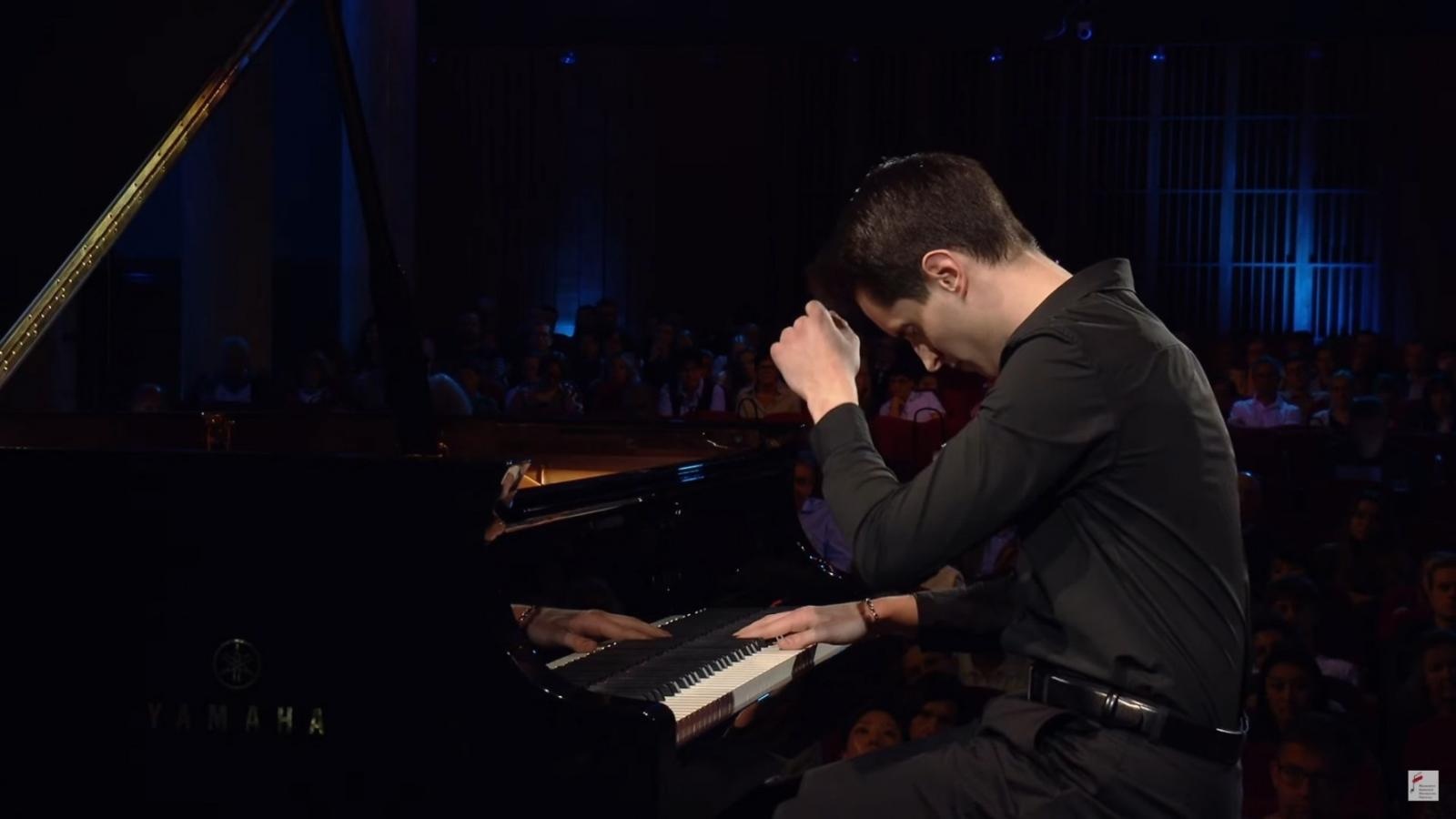 Zdjęcie w galerii na portalu naszraciborz.pl: Michał Basista, uczestnik XIX Konkursu Chopinowskiego, zagra w Raciborzu wiadomości z regionu