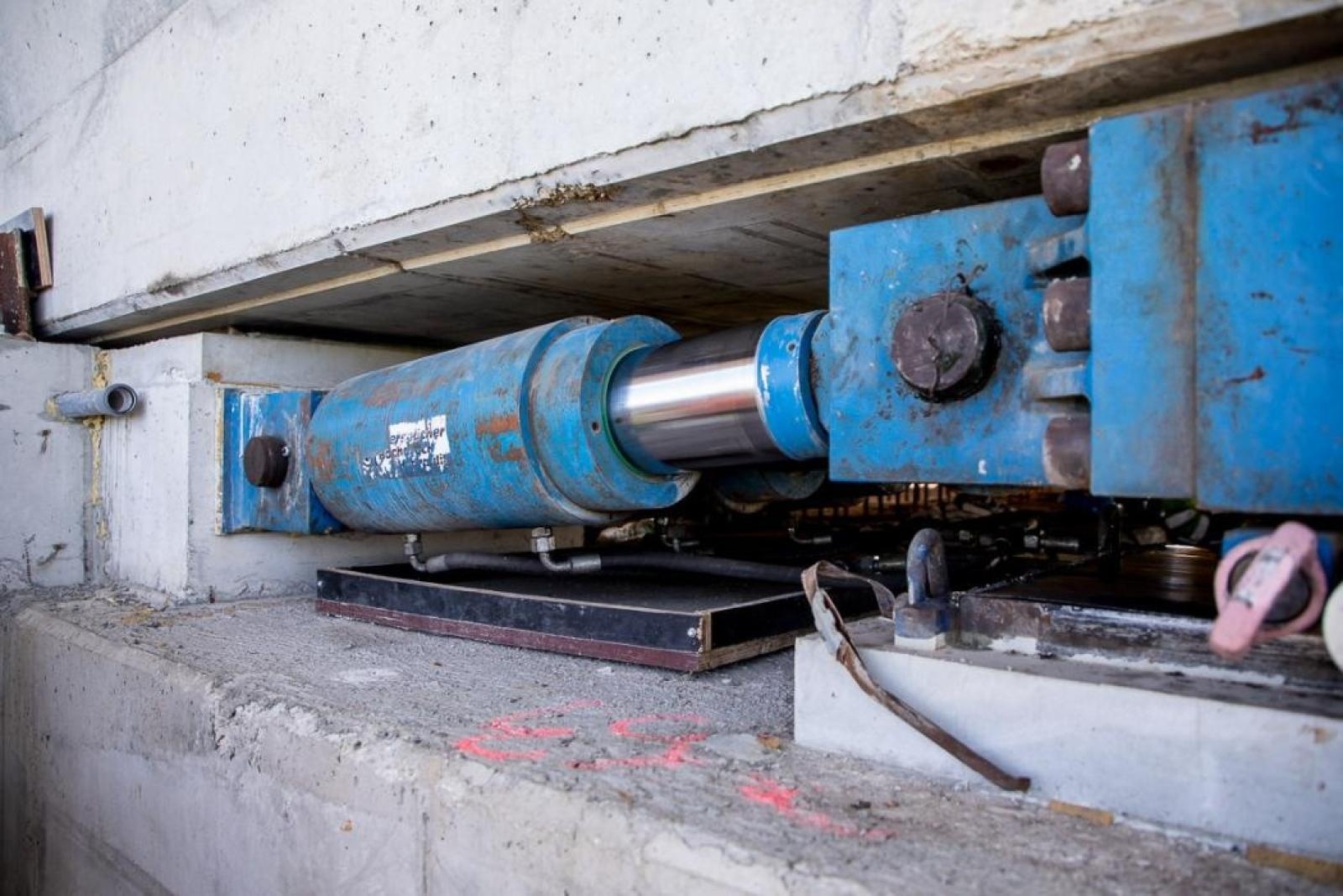 Zdjęcie w galerii na portalu naszraciborz.pl: Nowy most na Odrze rośnie w oczach – z bliska widać, jak powstają jego potężne elementy wiadomości z regionu