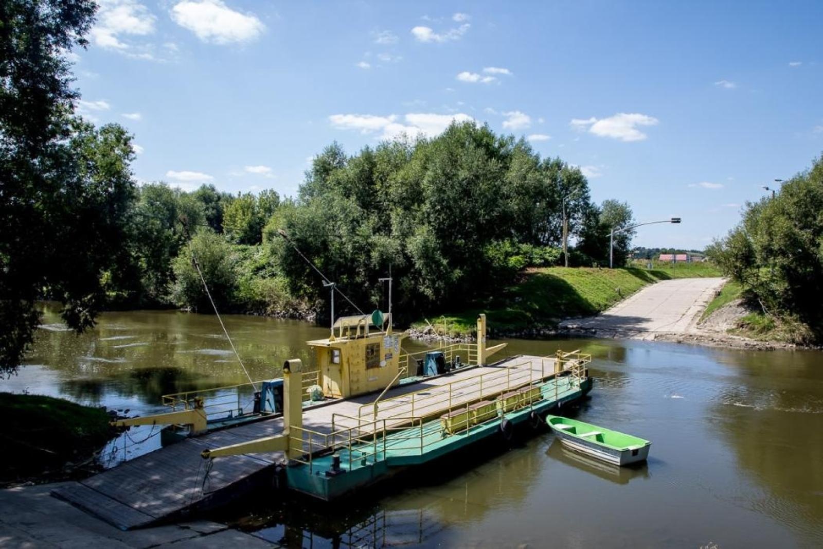 Zdjęcie w galerii na portalu naszraciborz.pl: Nowy most na Odrze rośnie w oczach – z bliska widać, jak powstają jego potężne elementy wiadomości z regionu