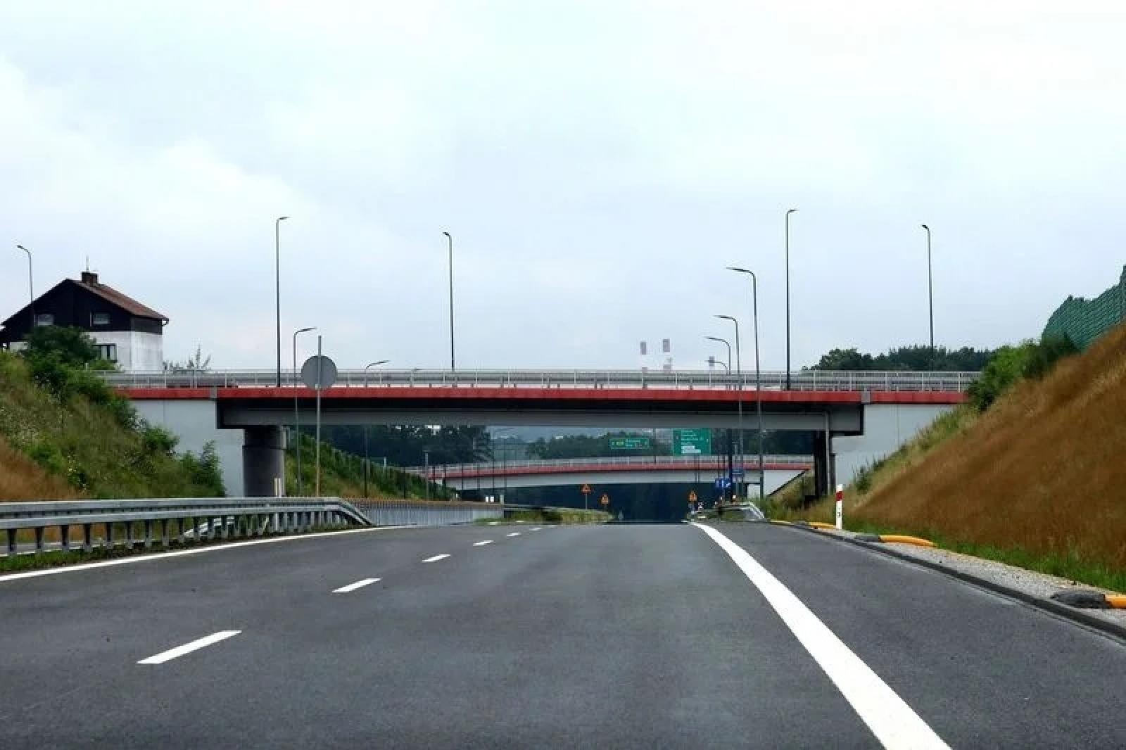 Zdjęcie w galerii na portalu naszraciborz.pl: Nowy odcinek Drogi Regionalnej Racibórz–Pszczyna w Rybniku ukończony, ale wciąż zamknięty. Co wstrzymuje otwarcie? wiadomości z regionu