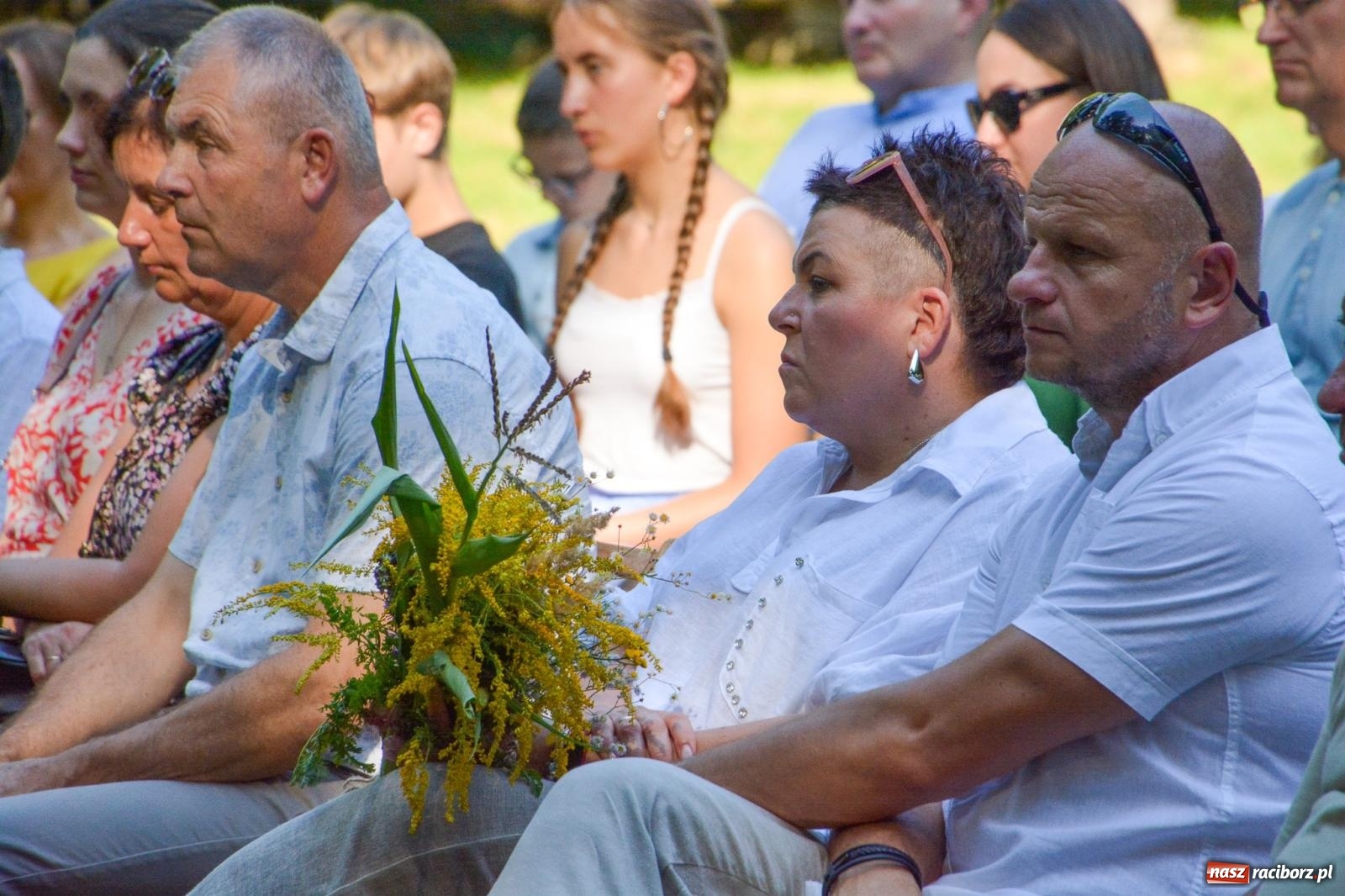 Zdjęcie w galerii na portalu naszraciborz.pl: Arboretum Bramy Morawskiej: Msza polowa z okazji Wniebowzięcia NMP i Święta Wojska Polskiego oraz koncert  wiadomości z regionu