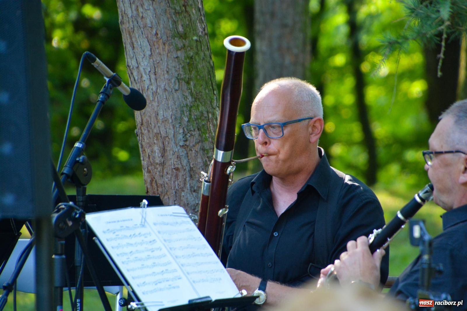 Zdjęcie w galerii na portalu naszraciborz.pl: Arboretum Bramy Morawskiej: Msza polowa z okazji Wniebowzięcia NMP i Święta Wojska Polskiego oraz koncert  wiadomości z regionu