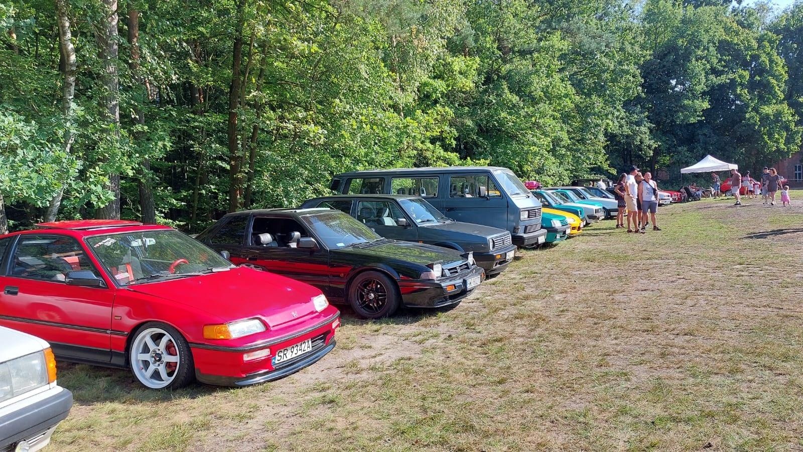 Zdjęcie w galerii na portalu naszraciborz.pl: Rybnik Klasyczny. Zlot miłośników i właścicieli zabytkowych pojazdów w Rudach [FOTO] wiadomości z regionu