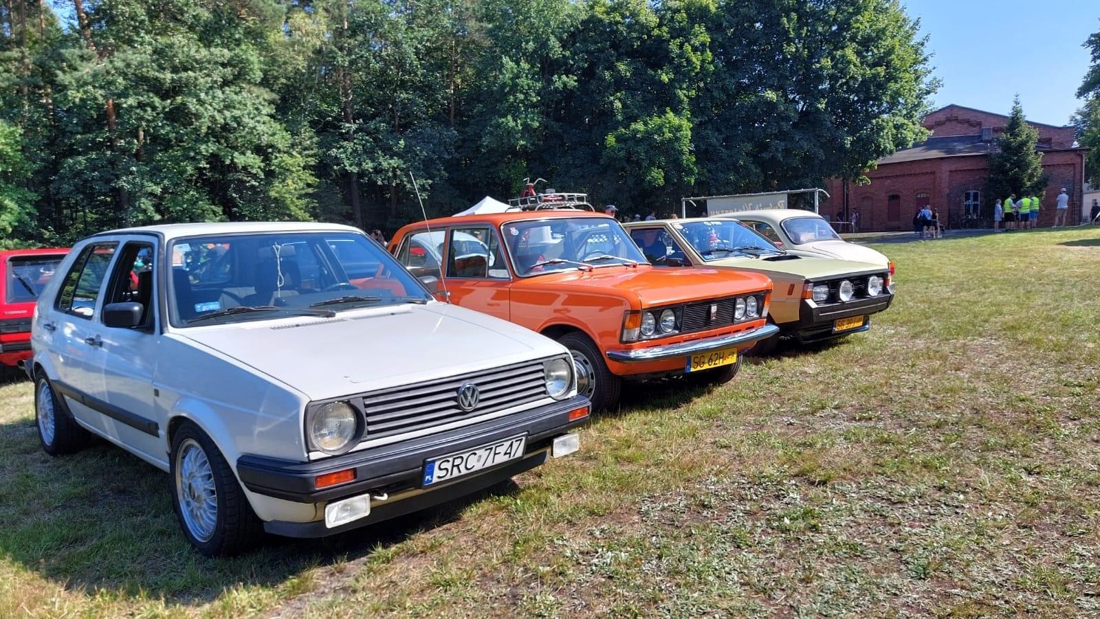 Zdjęcie w galerii na portalu naszraciborz.pl: Rybnik Klasyczny. Zlot miłośników i właścicieli zabytkowych pojazdów w Rudach [FOTO] wiadomości z regionu