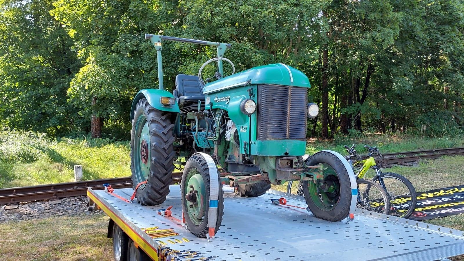Zdjęcie w galerii na portalu naszraciborz.pl: Rybnik Klasyczny. Zlot miłośników i właścicieli zabytkowych pojazdów w Rudach [FOTO] wiadomości z regionu