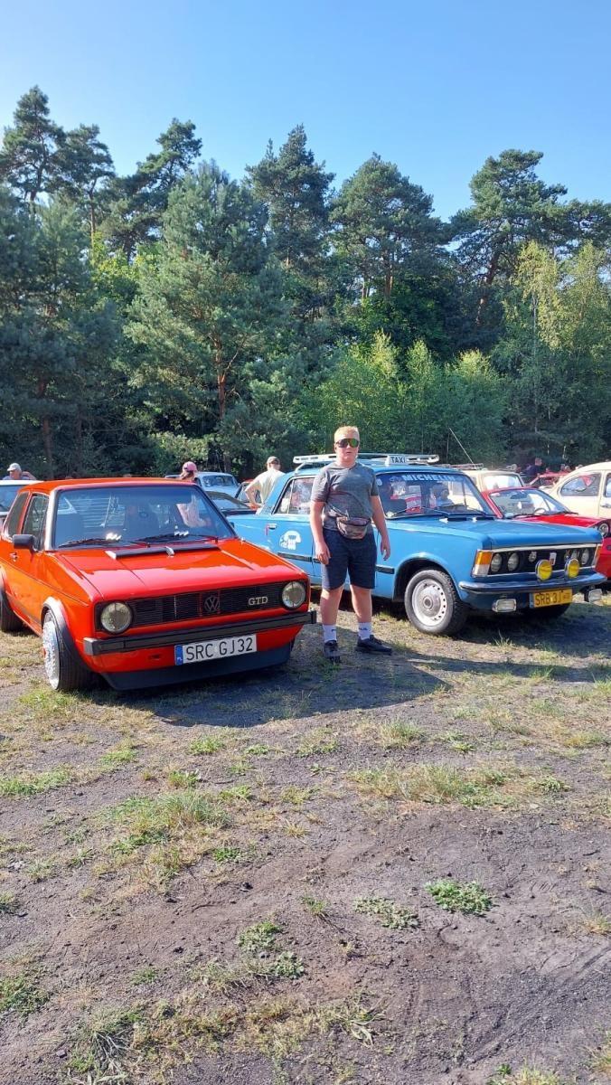 Zdjęcie w galerii na portalu naszraciborz.pl: Rybnik Klasyczny. Zlot miłośników i właścicieli zabytkowych pojazdów w Rudach [FOTO] wiadomości z regionu