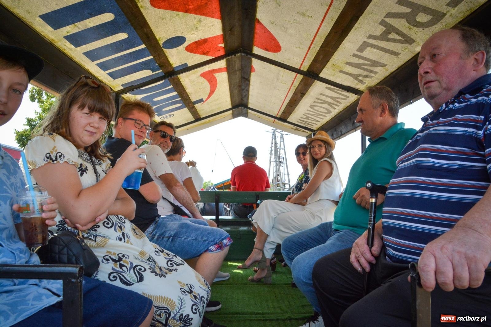 Zdjęcie w galerii na portalu naszraciborz.pl: Łańce rozpoczęły sezon dożynek w powiecie raciborskim [FOTO i WIDEO] wiadomości z regionu
