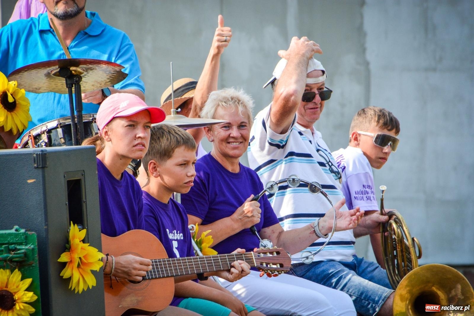 Zdjęcie w galerii na portalu naszraciborz.pl: Dożynki w Cyprzanowie rozpoczęły sezon świętowania plonów w gminie Pietrowice Wielkie wiadomości z regionu