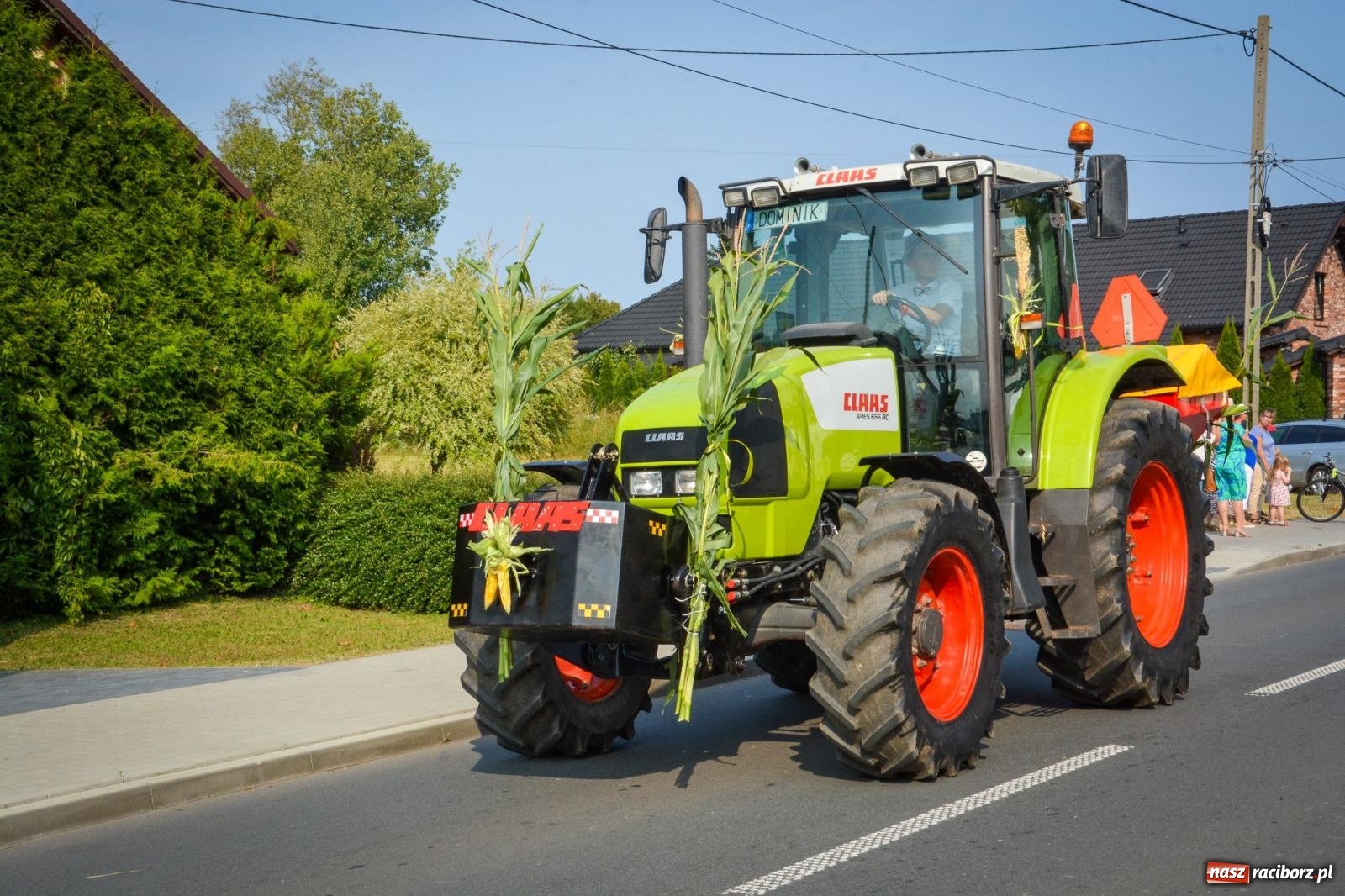 Zdjęcie w galerii na portalu naszraciborz.pl: Dożynki w Cyprzanowie rozpoczęły sezon świętowania plonów w gminie Pietrowice Wielkie wiadomości z regionu