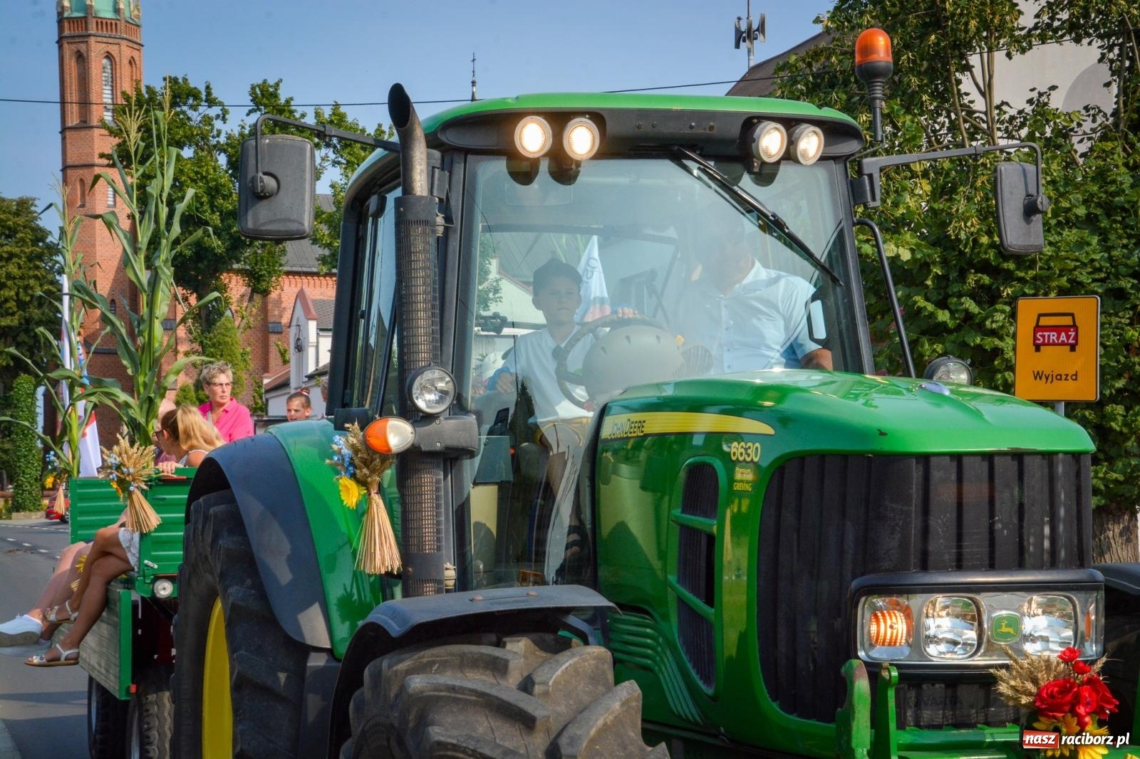 Zdjęcie w galerii na portalu naszraciborz.pl: Dożynki w Cyprzanowie rozpoczęły sezon świętowania plonów w gminie Pietrowice Wielkie wiadomości z regionu