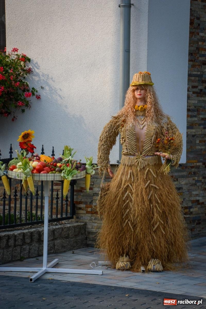 Zdjęcie w galerii na portalu naszraciborz.pl: Dożynki w Cyprzanowie rozpoczęły sezon świętowania plonów w gminie Pietrowice Wielkie wiadomości z regionu