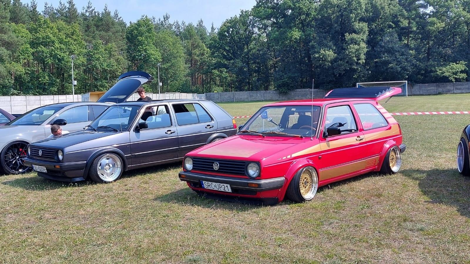 Zdjęcie w galerii na portalu naszraciborz.pl: MRfest 2025 rozgrzał Kuźnię Raciborską. Święto klasyki, tuningu i mocy [FOTO] wiadomości z regionu