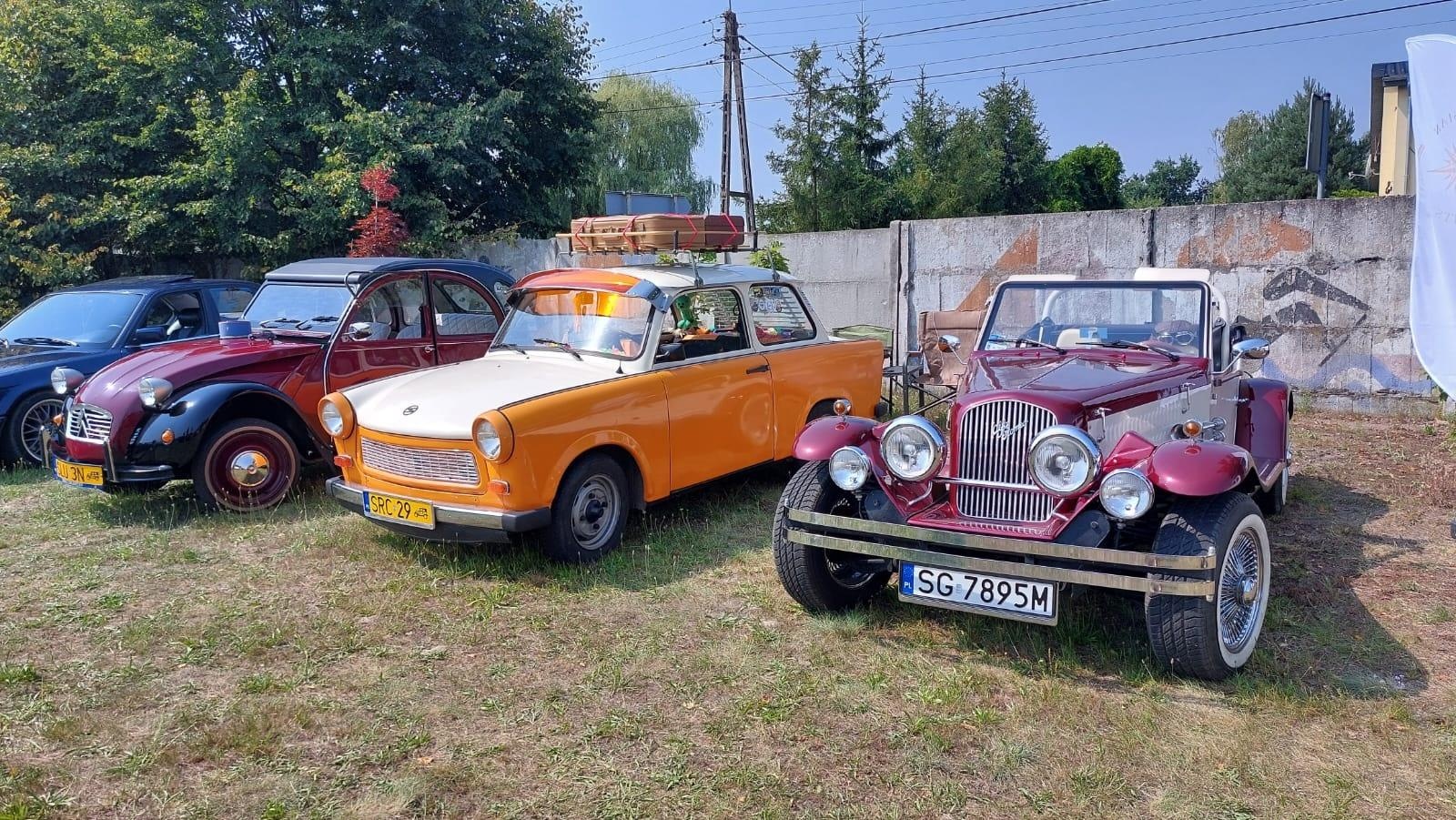 Zdjęcie w galerii na portalu naszraciborz.pl: MRfest 2025 rozgrzał Kuźnię Raciborską. Święto klasyki, tuningu i mocy [FOTO] wiadomości z regionu