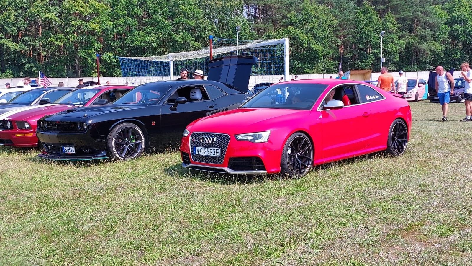 Zdjęcie w galerii na portalu naszraciborz.pl: MRfest 2025 rozgrzał Kuźnię Raciborską. Święto klasyki, tuningu i mocy [FOTO] wiadomości z regionu