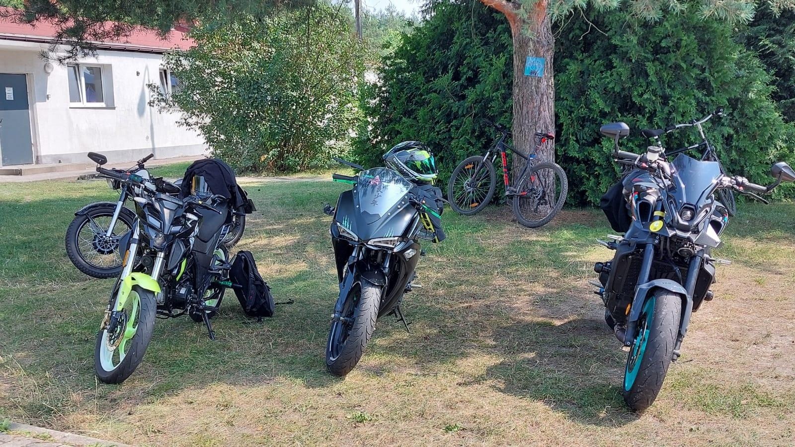 Zdjęcie w galerii na portalu naszraciborz.pl: MRfest 2025 rozgrzał Kuźnię Raciborską. Święto klasyki, tuningu i mocy [FOTO] wiadomości z regionu