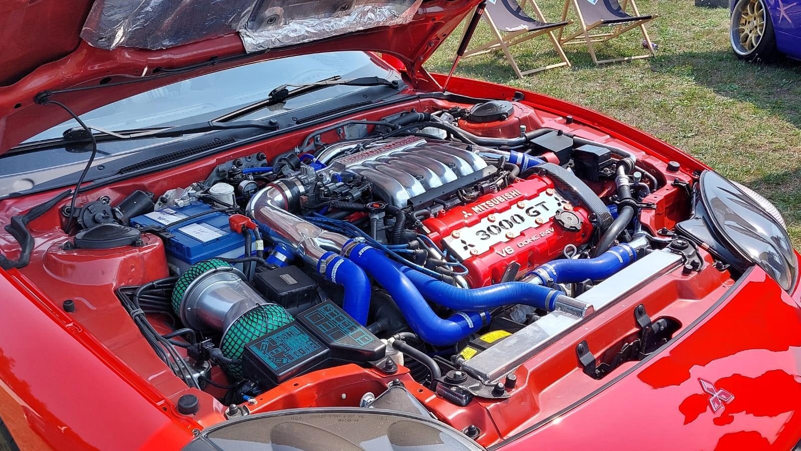 Zdjęcie w galerii na portalu naszraciborz.pl: MRfest 2025 rozgrzał Kuźnię Raciborską. Święto klasyki, tuningu i mocy [FOTO] wiadomości z regionu