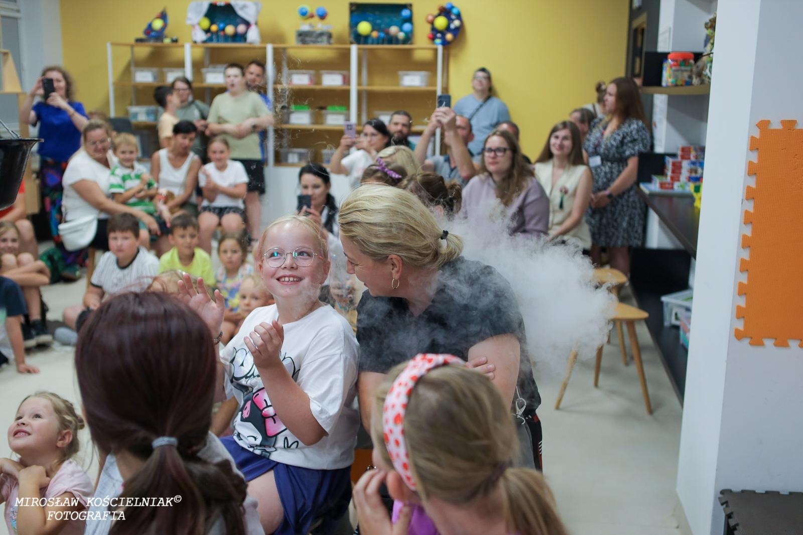 Zdjęcie w galerii na portalu naszraciborz.pl: Nocny Miszmasz w SOWA Racibórz przyciągnął pasjonatów nauki wiadomości z regionu