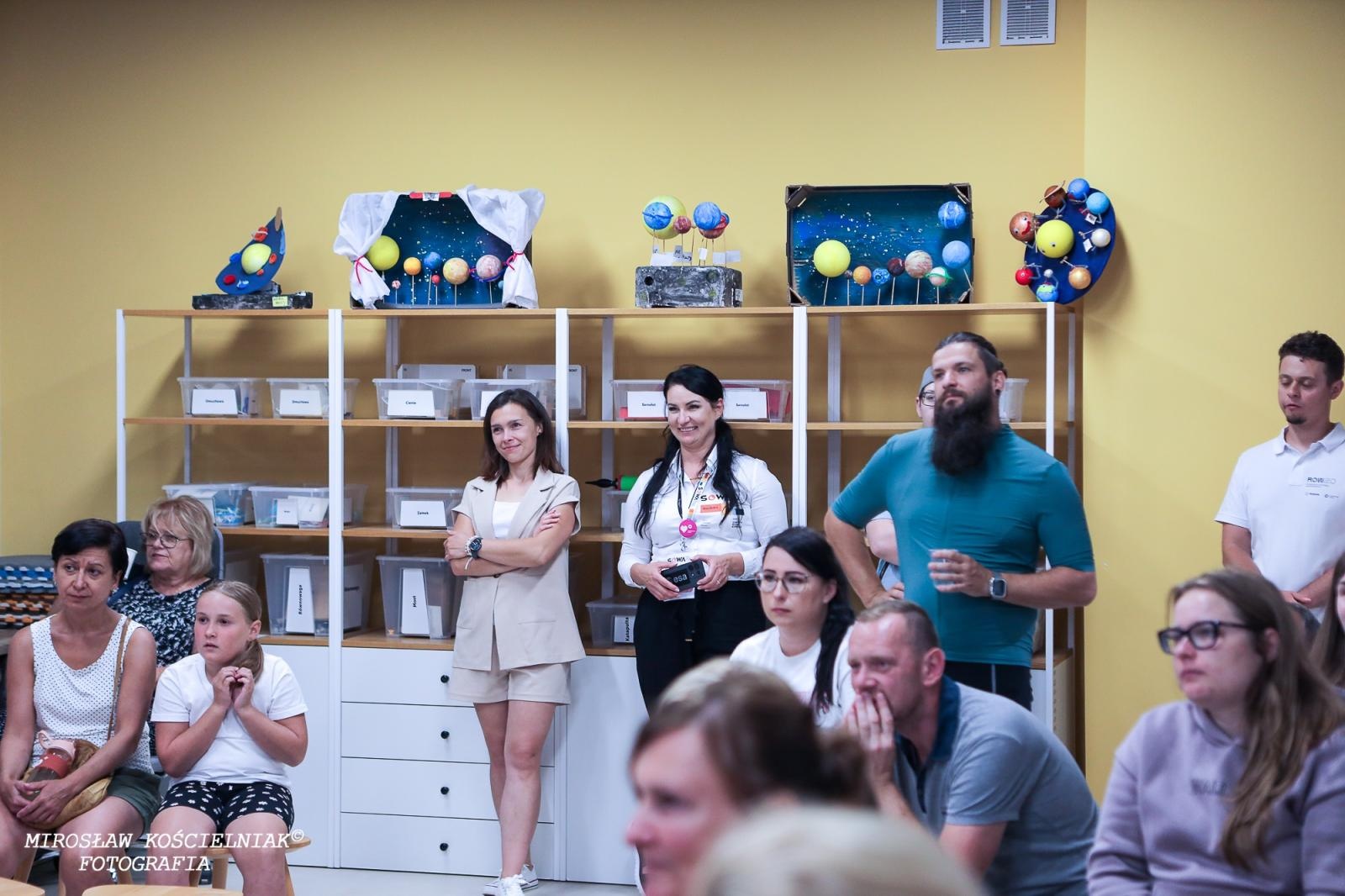 Zdjęcie w galerii na portalu naszraciborz.pl: Nocny Miszmasz w SOWA Racibórz przyciągnął pasjonatów nauki wiadomości z regionu