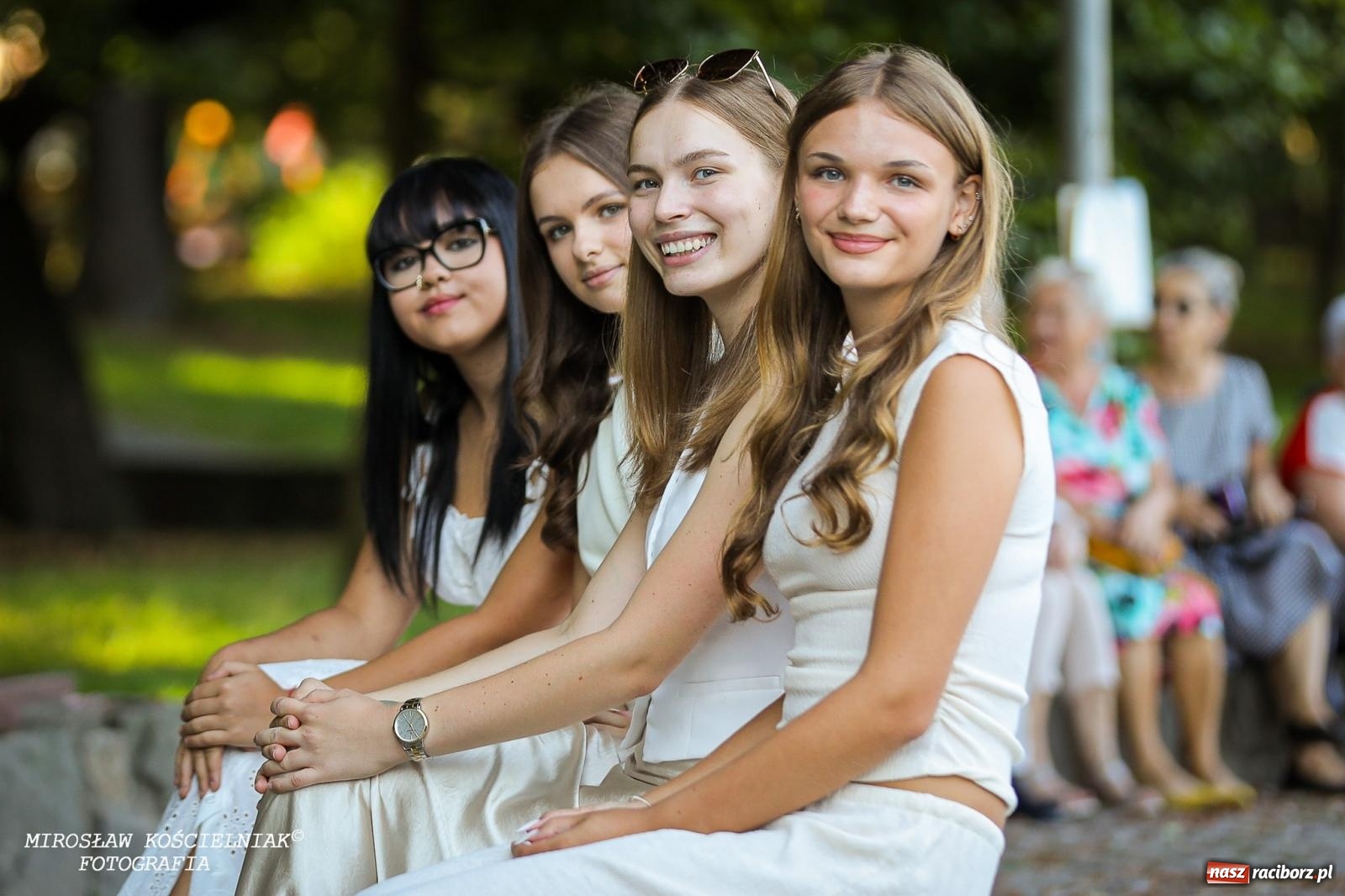 Zdjęcie w galerii na portalu naszraciborz.pl: Młode talenty na scenie parku im. Miasta Roth [FOTO i WIDEO] wiadomości z regionu
