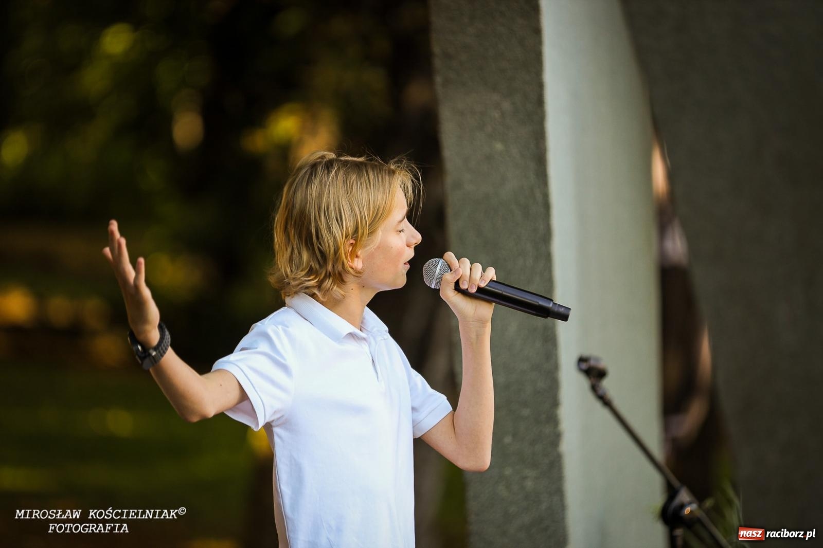 Zdjęcie w galerii na portalu naszraciborz.pl: Młode talenty na scenie parku im. Miasta Roth [FOTO i WIDEO] wiadomości z regionu