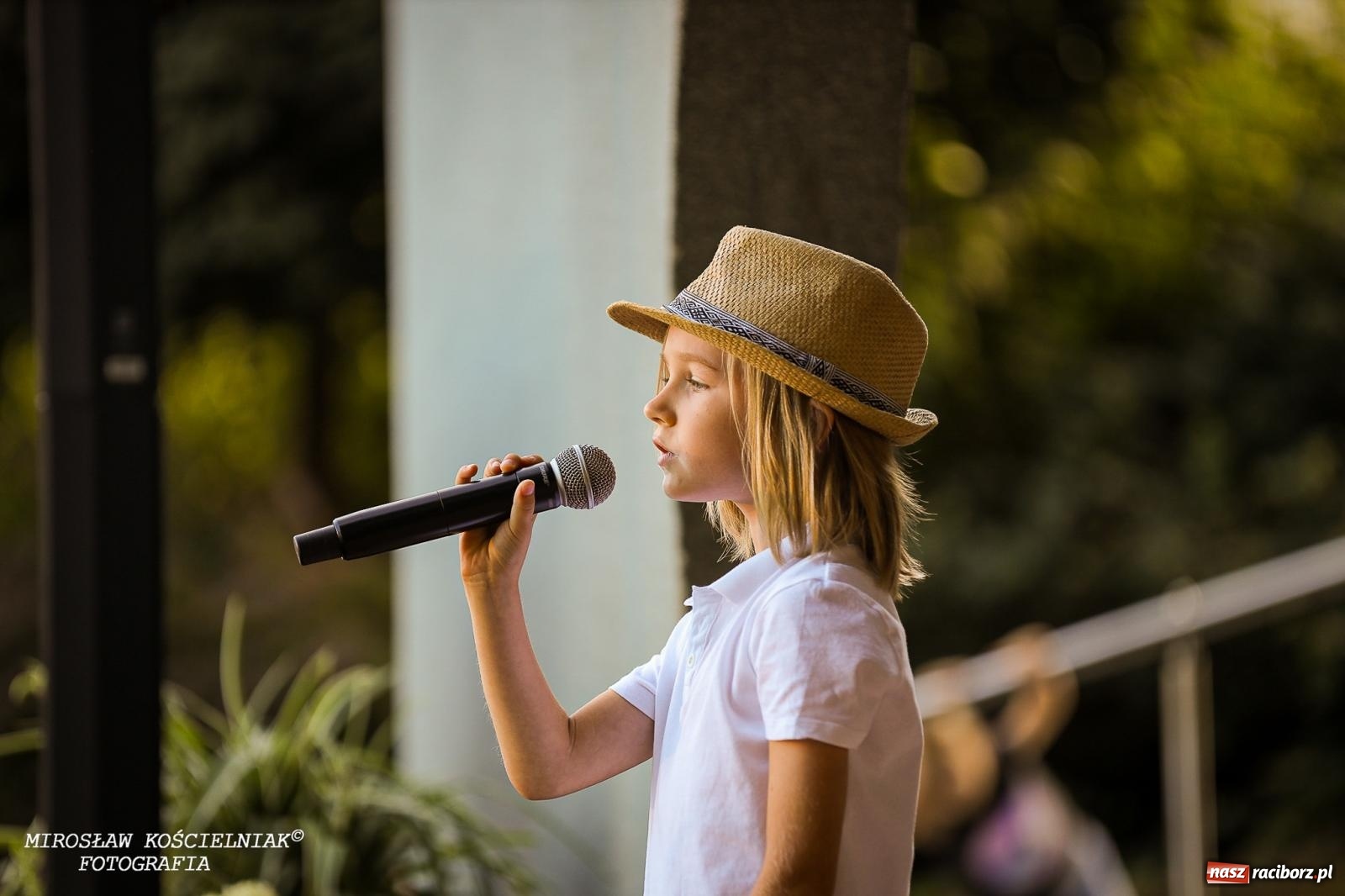 Zdjęcie w galerii na portalu naszraciborz.pl: Młode talenty na scenie parku im. Miasta Roth [FOTO i WIDEO] wiadomości z regionu