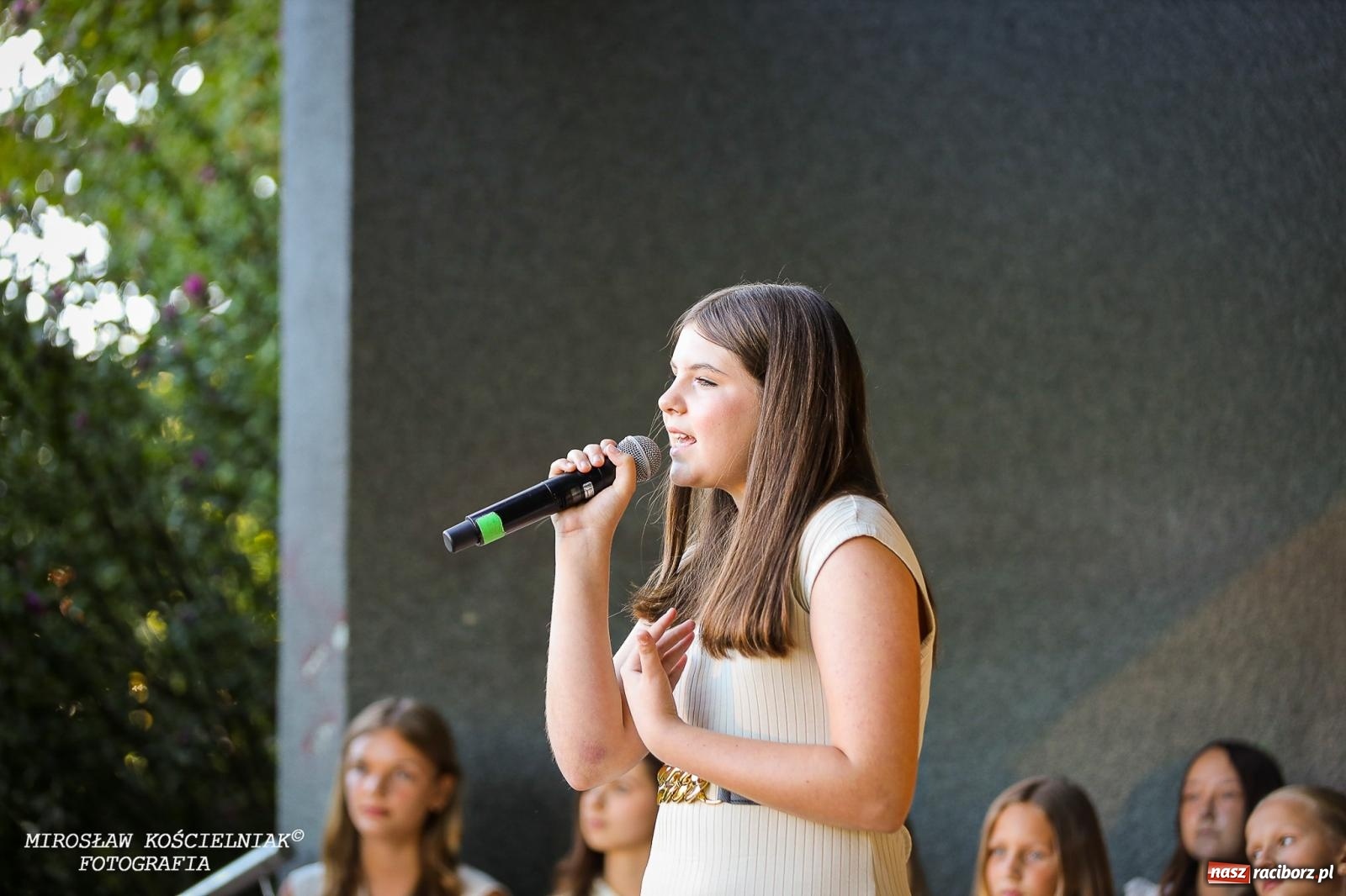 Zdjęcie w galerii na portalu naszraciborz.pl: Młode talenty na scenie parku im. Miasta Roth [FOTO i WIDEO] wiadomości z regionu