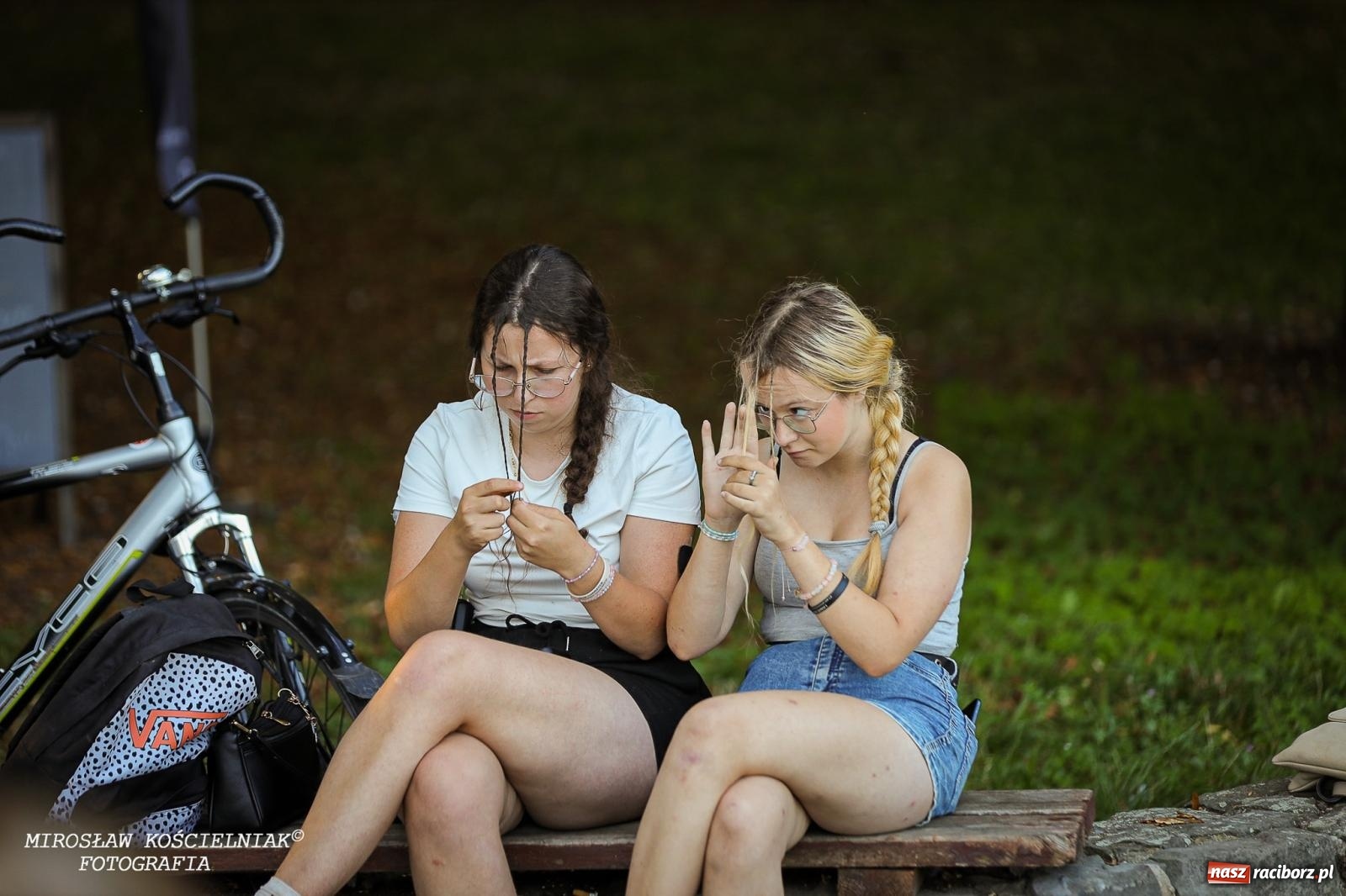 Zdjęcie w galerii na portalu naszraciborz.pl: Młode talenty na scenie parku im. Miasta Roth [FOTO i WIDEO] wiadomości z regionu