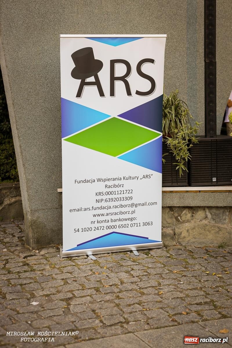 Zdjęcie w galerii na portalu naszraciborz.pl: Młode talenty na scenie parku im. Miasta Roth [FOTO i WIDEO] wiadomości z regionu