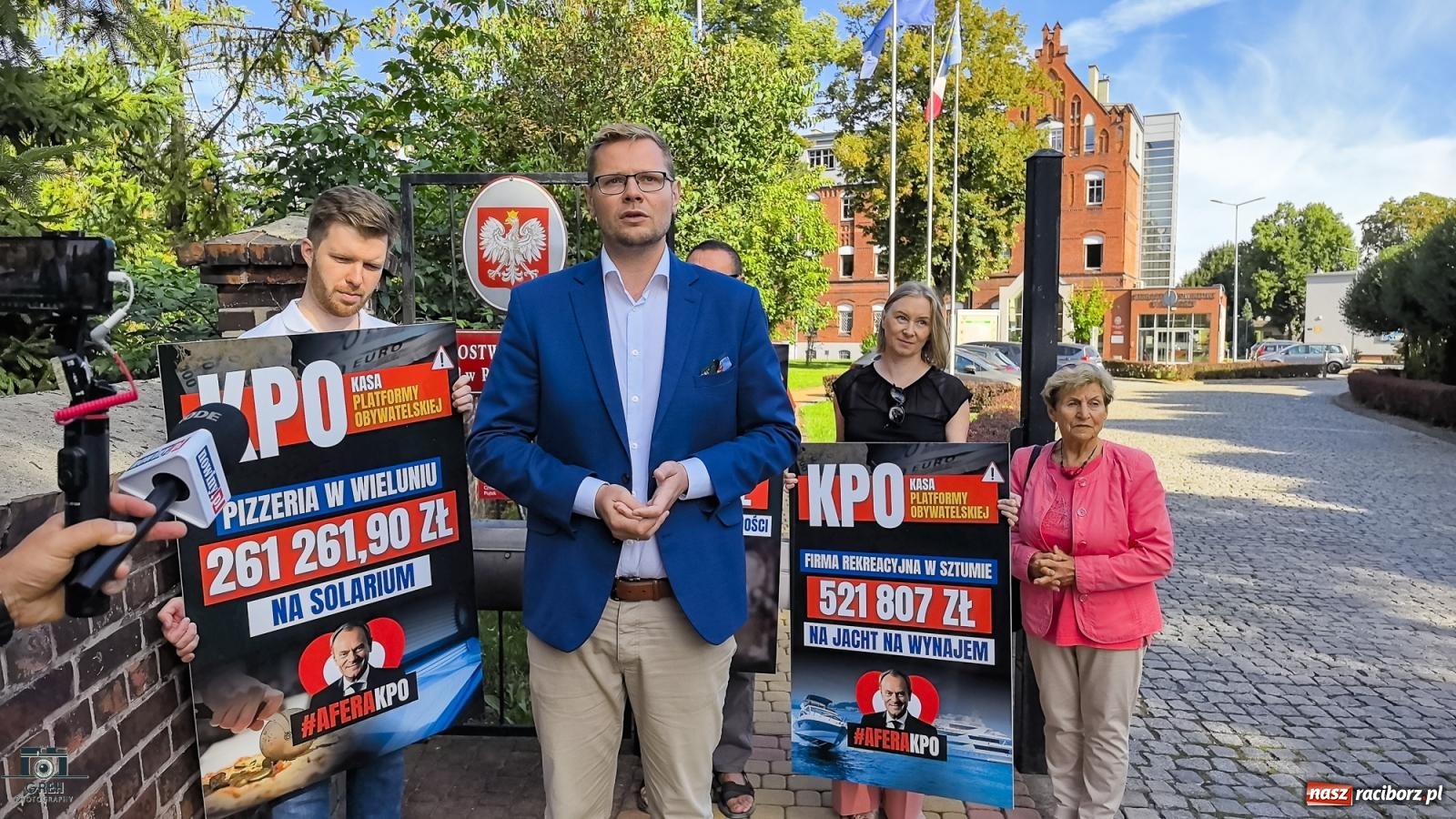 Zdjęcie w galerii na portalu naszraciborz.pl: Konferencja PiS w sprawie KPO. Michał Woś: Każdy dzień rządów Tuska to dzień stracony [WIDEO] wiadomości z regionu