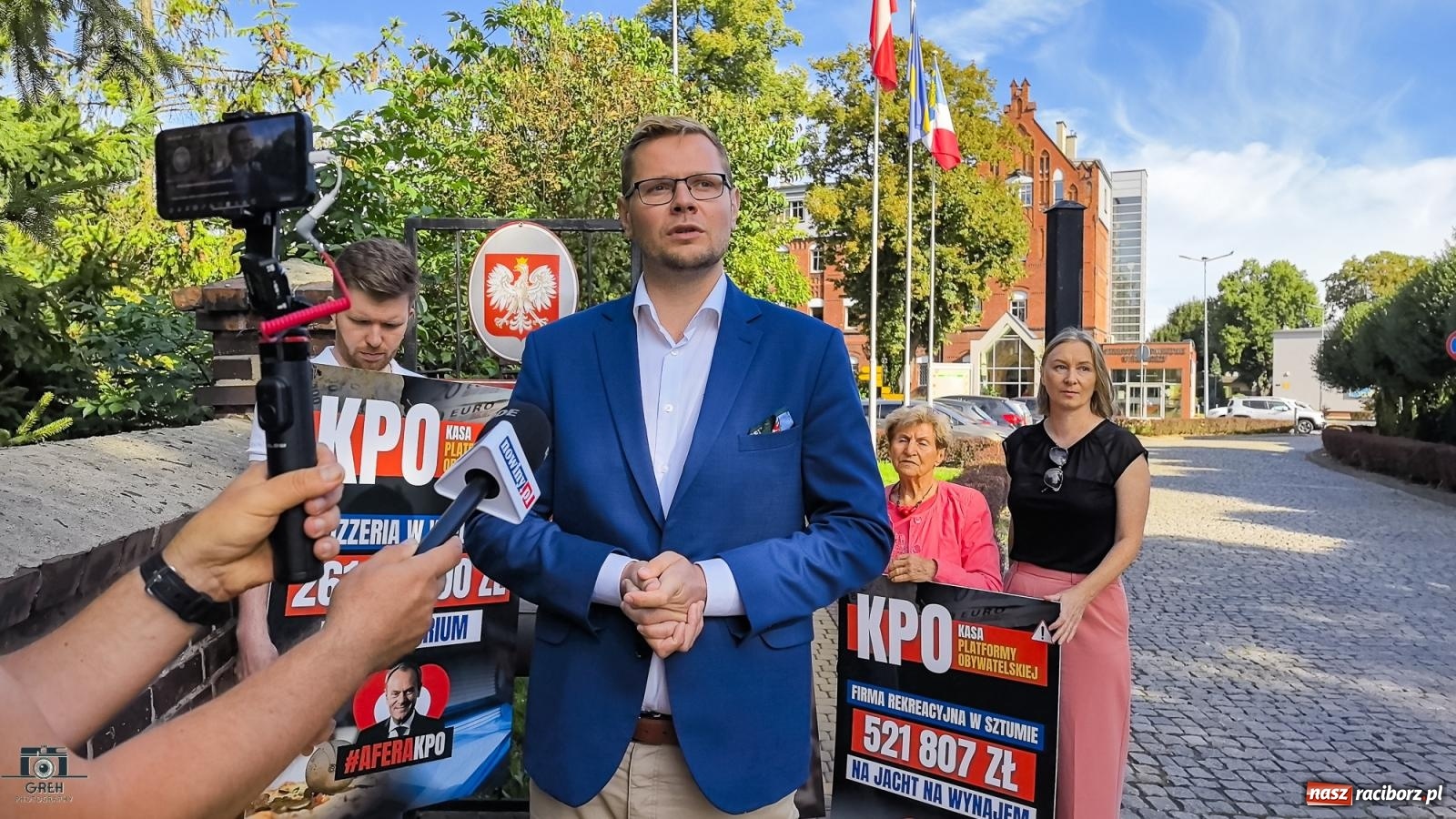 Zdjęcie w galerii na portalu naszraciborz.pl: Konferencja PiS w sprawie KPO. Michał Woś: Każdy dzień rządów Tuska to dzień stracony [WIDEO] wiadomości z regionu