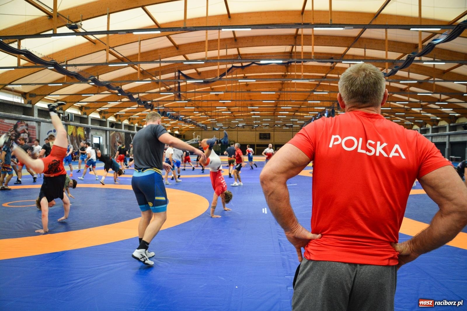 Zdjęcie w galerii na portalu naszraciborz.pl: Światowe gwiazdy zapasów trenują w Raciborzu wiadomości z regionu