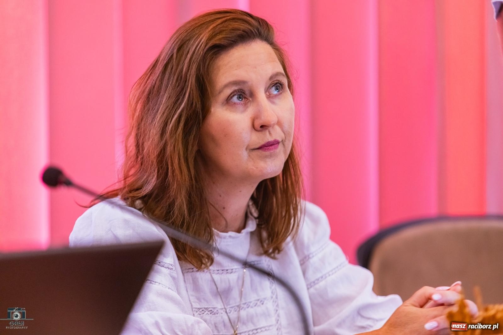 Zdjęcie w galerii na portalu naszraciborz.pl: Migawki z komisji oświaty: radni o egzaminach ósmoklasisty i remontach szkół wiadomości z regionu