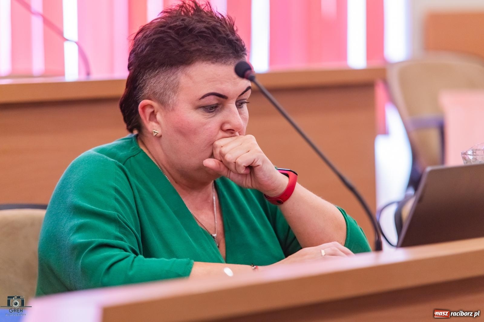 Zdjęcie w galerii na portalu naszraciborz.pl: Migawki z komisji oświaty: radni o egzaminach ósmoklasisty i remontach szkół wiadomości z regionu