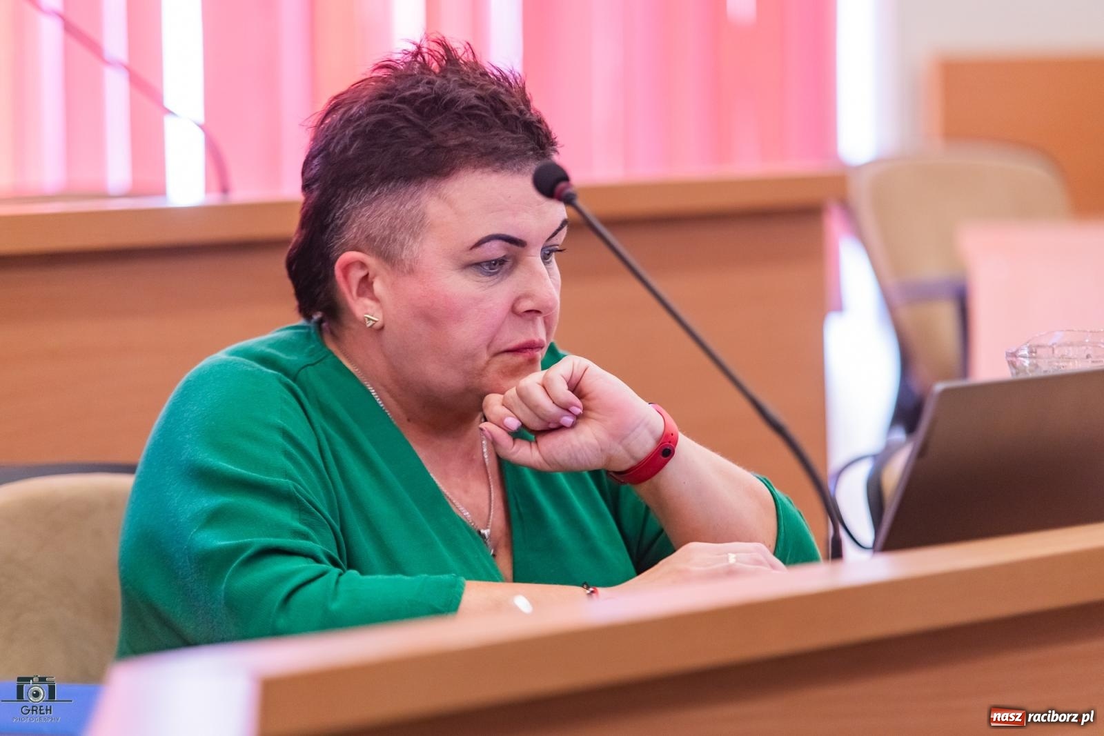 Zdjęcie w galerii na portalu naszraciborz.pl: Migawki z komisji oświaty: radni o egzaminach ósmoklasisty i remontach szkół wiadomości z regionu