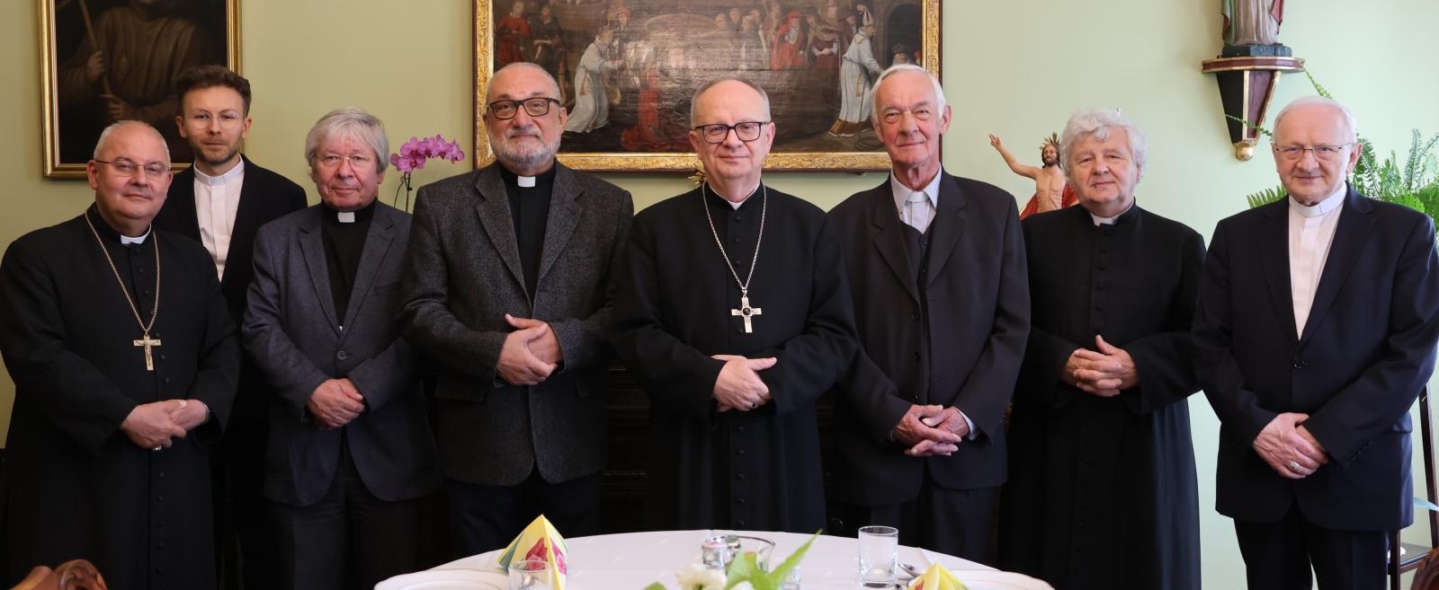 Zdjęcie w galerii na portalu naszraciborz.pl: Weszły w życie zmiany personalne w diecezji opolskiej. Nowi proboszczowie w naszym powiecie wiadomości z regionu