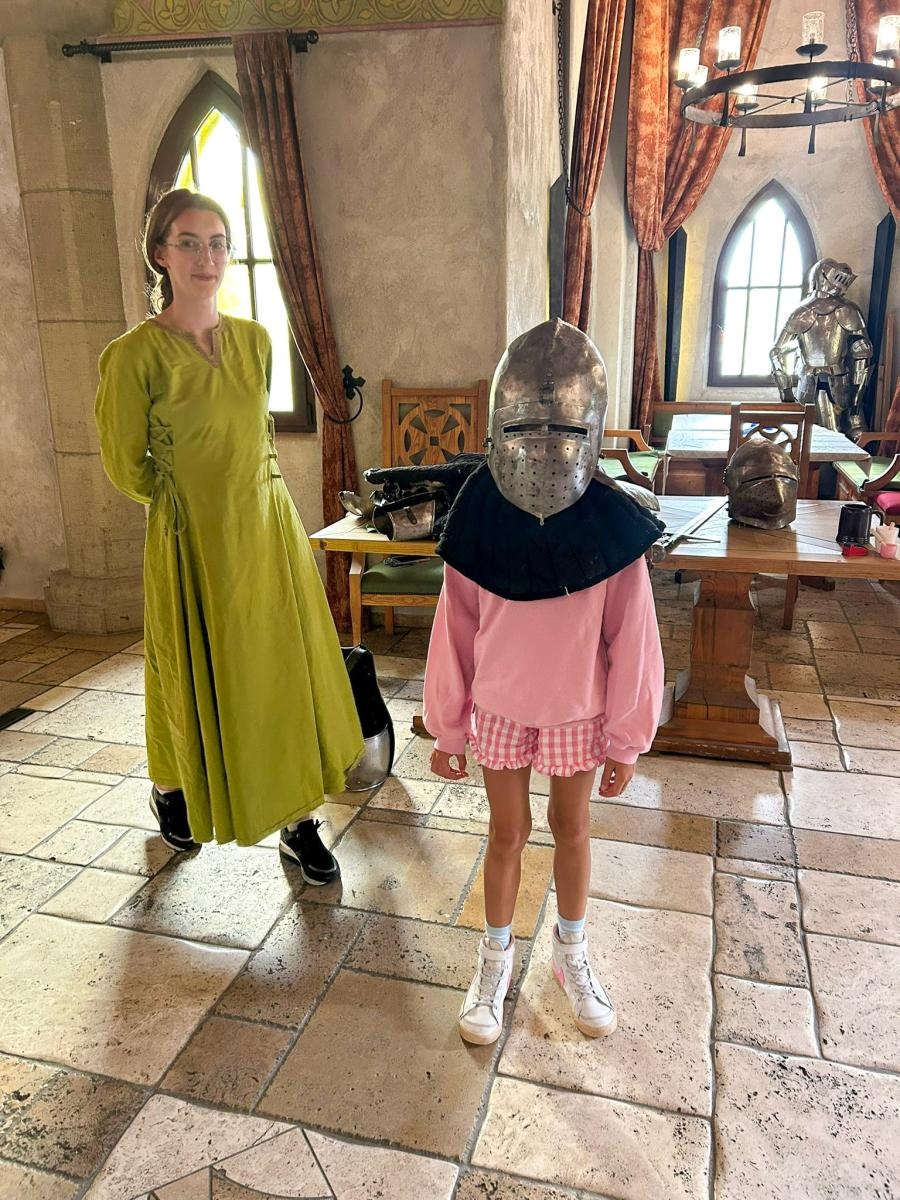 Zdjęcie w galerii na portalu naszraciborz.pl: Lato z RCK na wycieczce w Warowni Rycerzy Pszczyńskich wiadomości z regionu