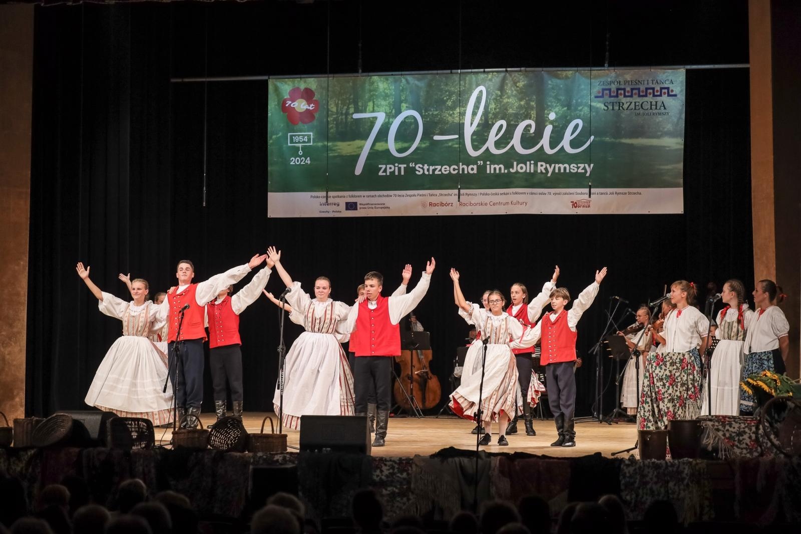 Zdjęcie w galerii na portalu naszraciborz.pl: Zespół Pieśni i Tańca Strzecha wystąpi w czeskiej Opawie wiadomości z regionu