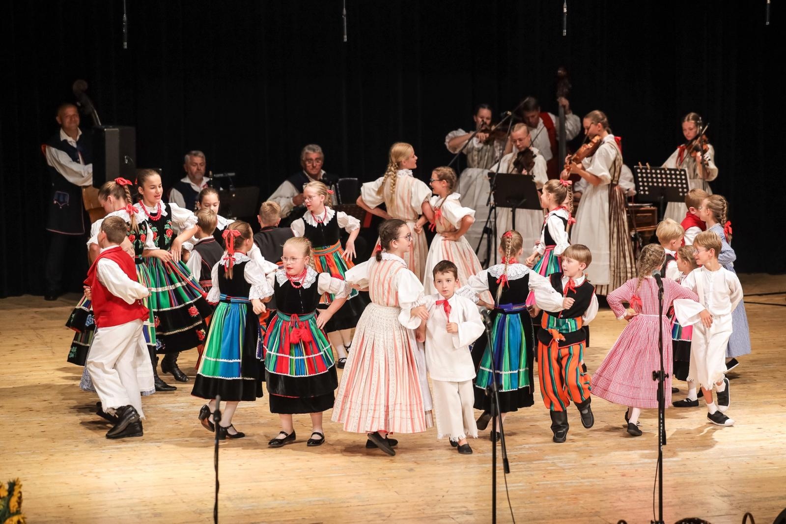 Zdjęcie w galerii na portalu naszraciborz.pl: Zespół Pieśni i Tańca Strzecha wystąpi w czeskiej Opawie wiadomości z regionu