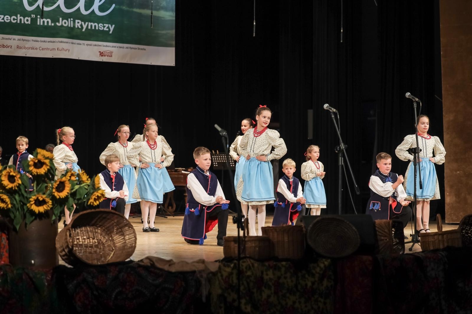 Zdjęcie w galerii na portalu naszraciborz.pl: Zespół Pieśni i Tańca Strzecha wystąpi w czeskiej Opawie wiadomości z regionu