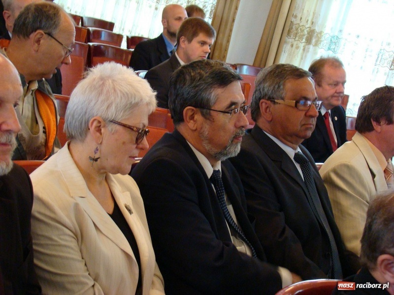 Zdjęcie w galerii na portalu naszraciborz.pl: Małe jest piękne, ale duży może więcej wiadomości z regionu