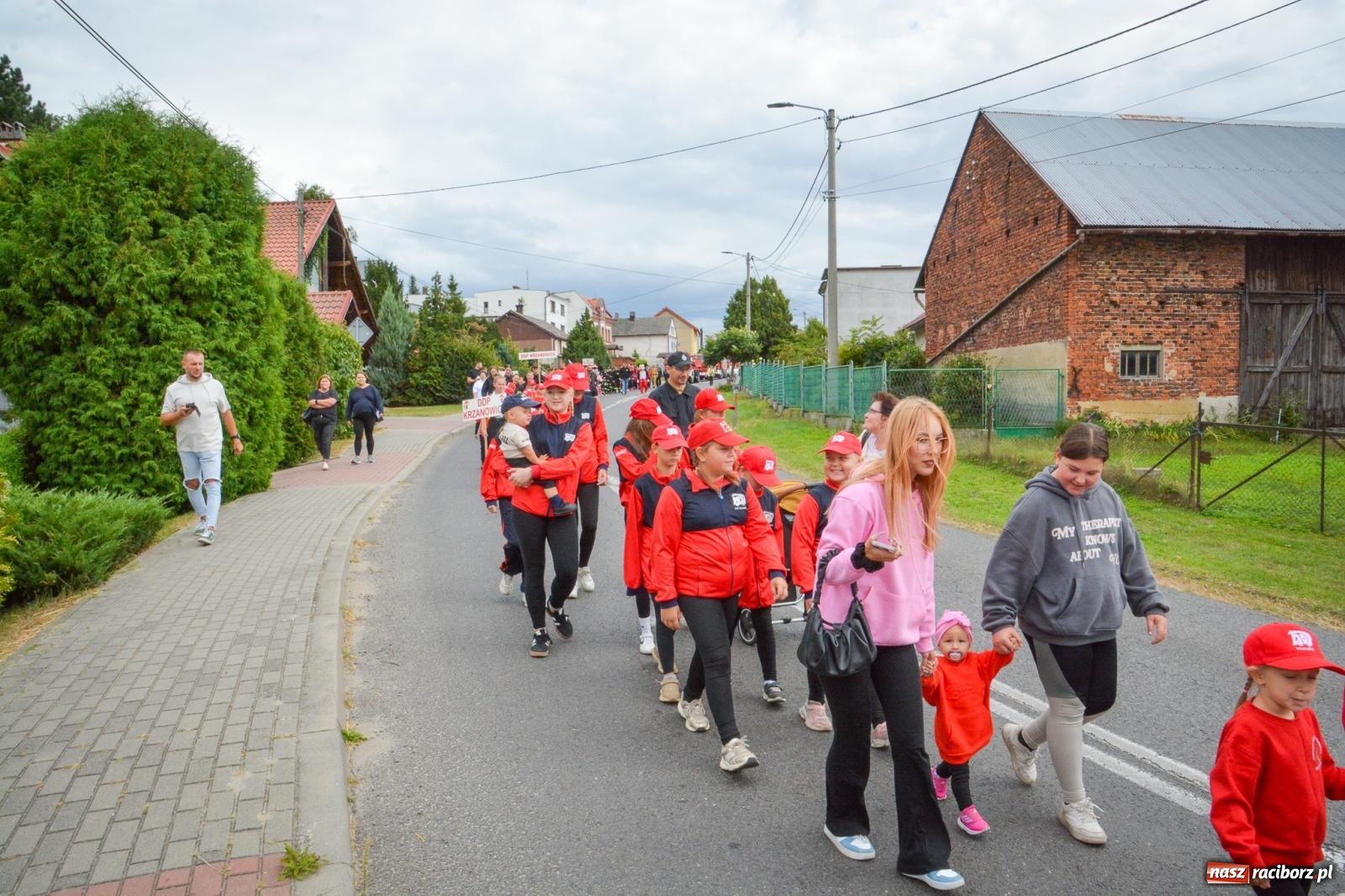 Zdjęcie w galerii na portalu naszraciborz.pl: Odważny Mały Strażak w Bojanowie – młodzi druhowie pokazują swoje umiejętności wiadomości z regionu