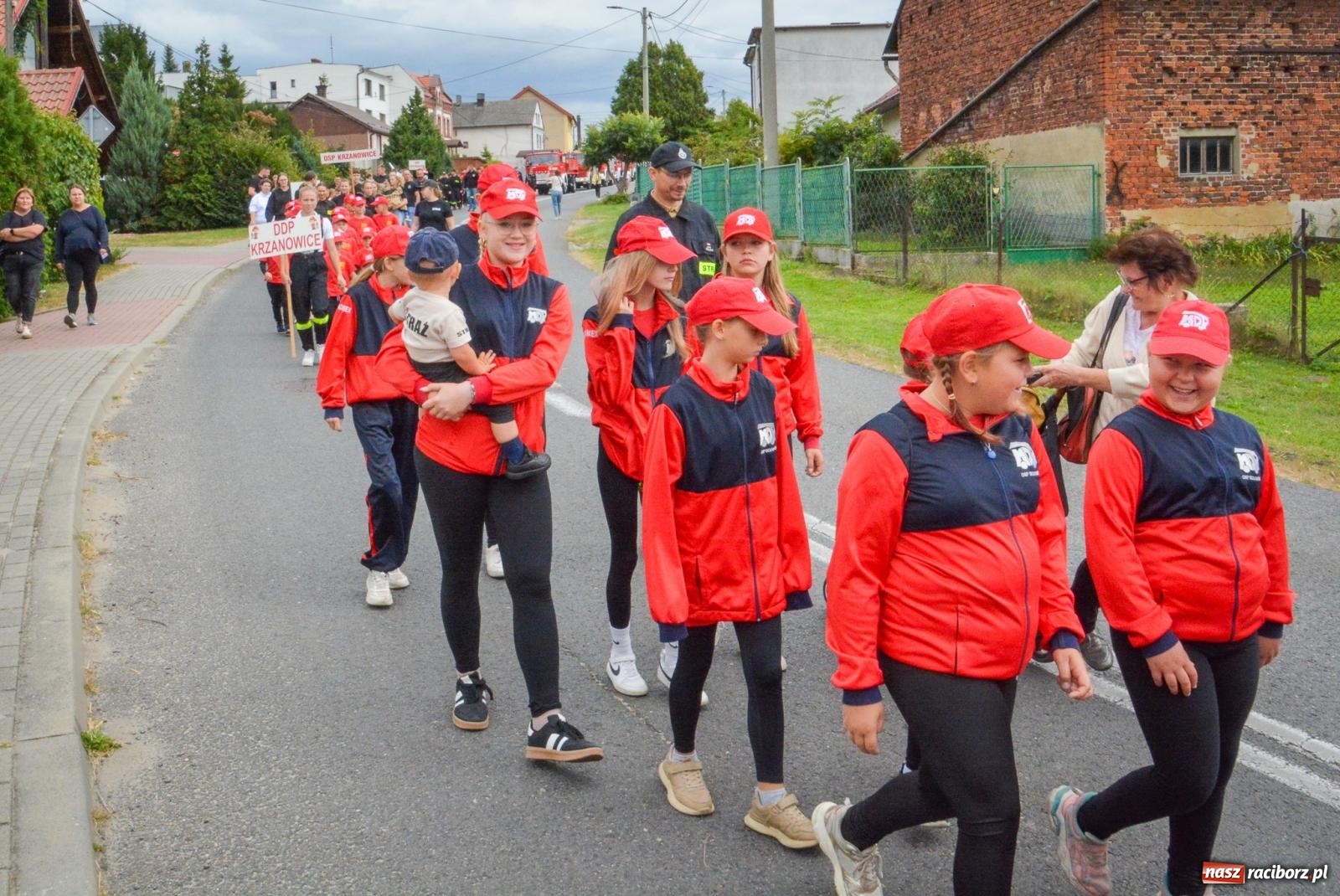 Zdjęcie w galerii na portalu naszraciborz.pl: Odważny Mały Strażak w Bojanowie – młodzi druhowie pokazują swoje umiejętności wiadomości z regionu