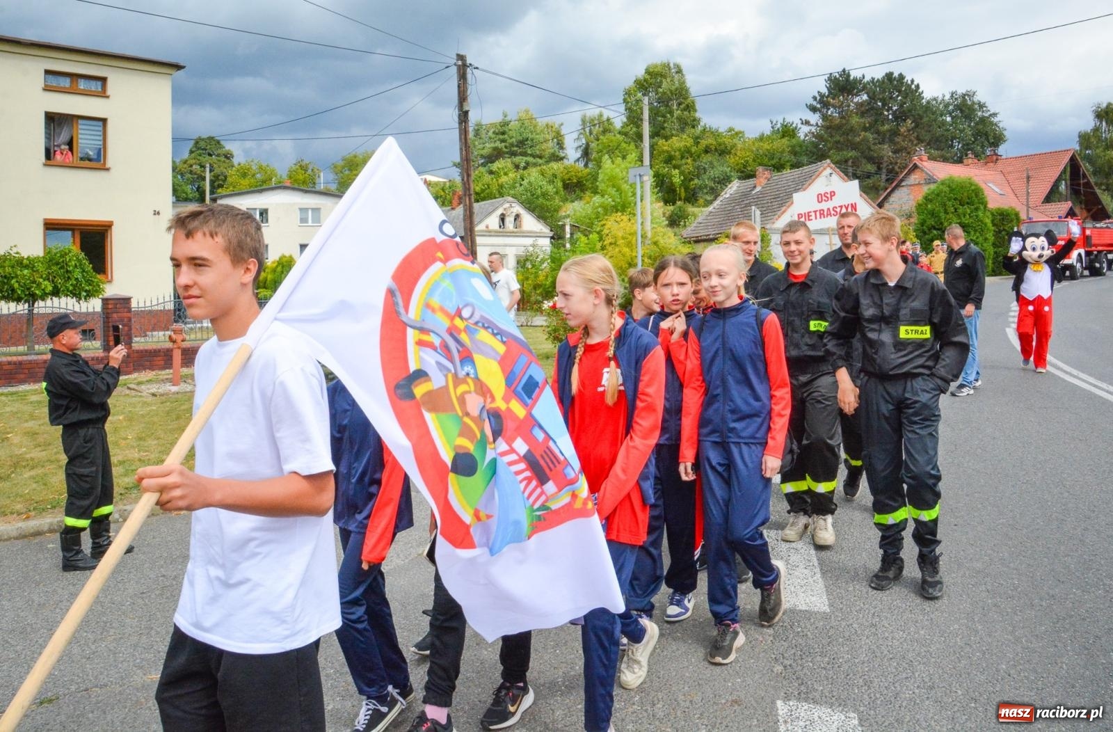 Zdjęcie w galerii na portalu naszraciborz.pl: Odważny Mały Strażak w Bojanowie – młodzi druhowie pokazują swoje umiejętności wiadomości z regionu