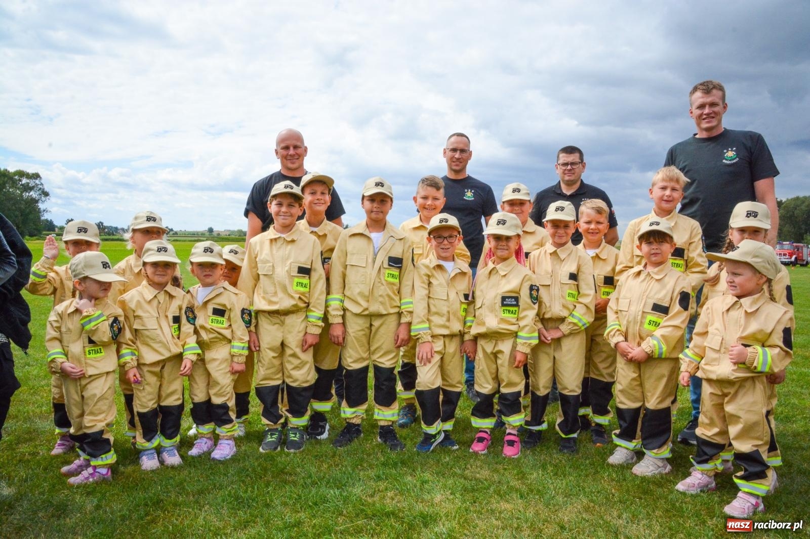 Zdjęcie w galerii na portalu naszraciborz.pl: Odważny Mały Strażak w Bojanowie – młodzi druhowie pokazują swoje umiejętności wiadomości z regionu
