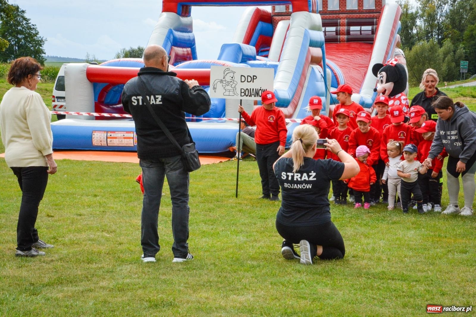 Zdjęcie w galerii na portalu naszraciborz.pl: Odważny Mały Strażak w Bojanowie – młodzi druhowie pokazują swoje umiejętności wiadomości z regionu