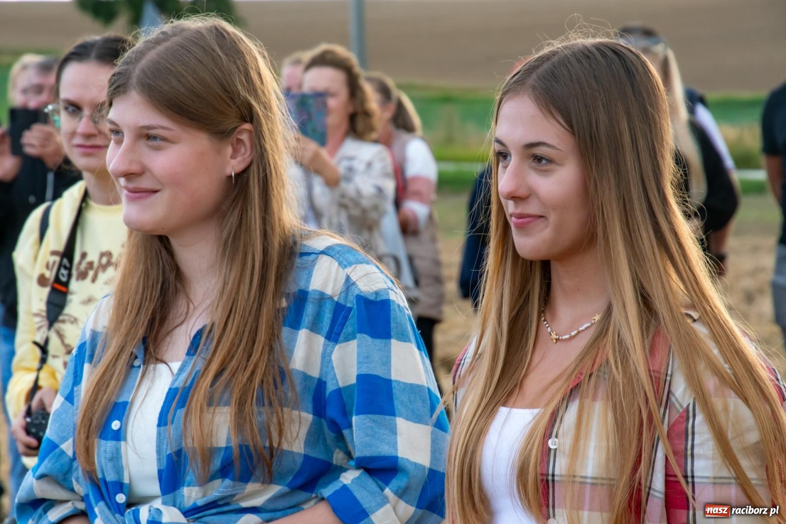 Zdjęcie w galerii na portalu naszraciborz.pl: Zmagania rolniczych potworów, czyli trzydziestki kontra sześćdziesiątki w Bolesławiu [FOTO i WIDEO] wiadomości z regionu