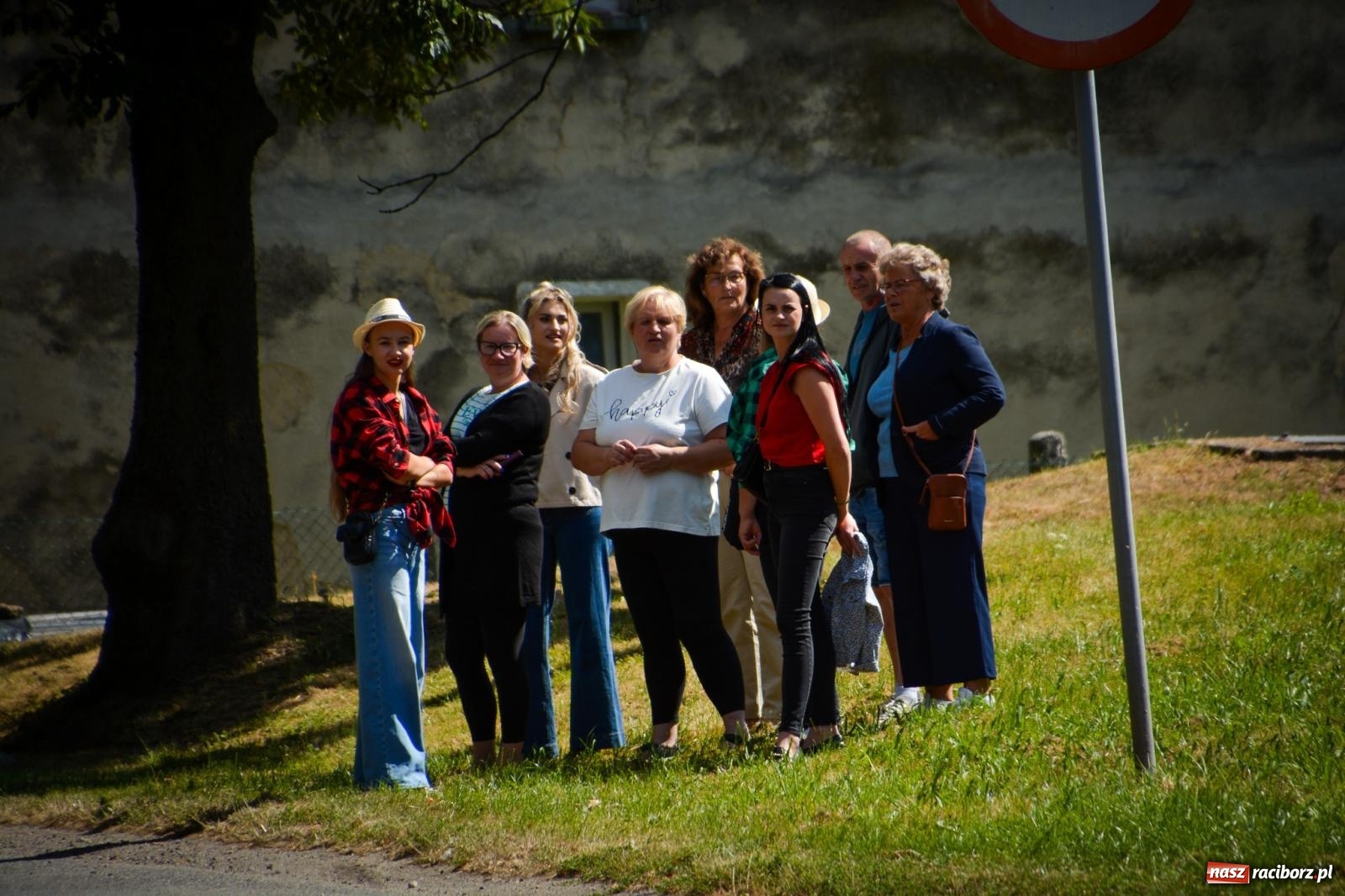 Zdjęcie w galerii na portalu naszraciborz.pl: Dożynki parafii Modzurów w Szonowicach – święto plonów i tradycji wiadomości z regionu