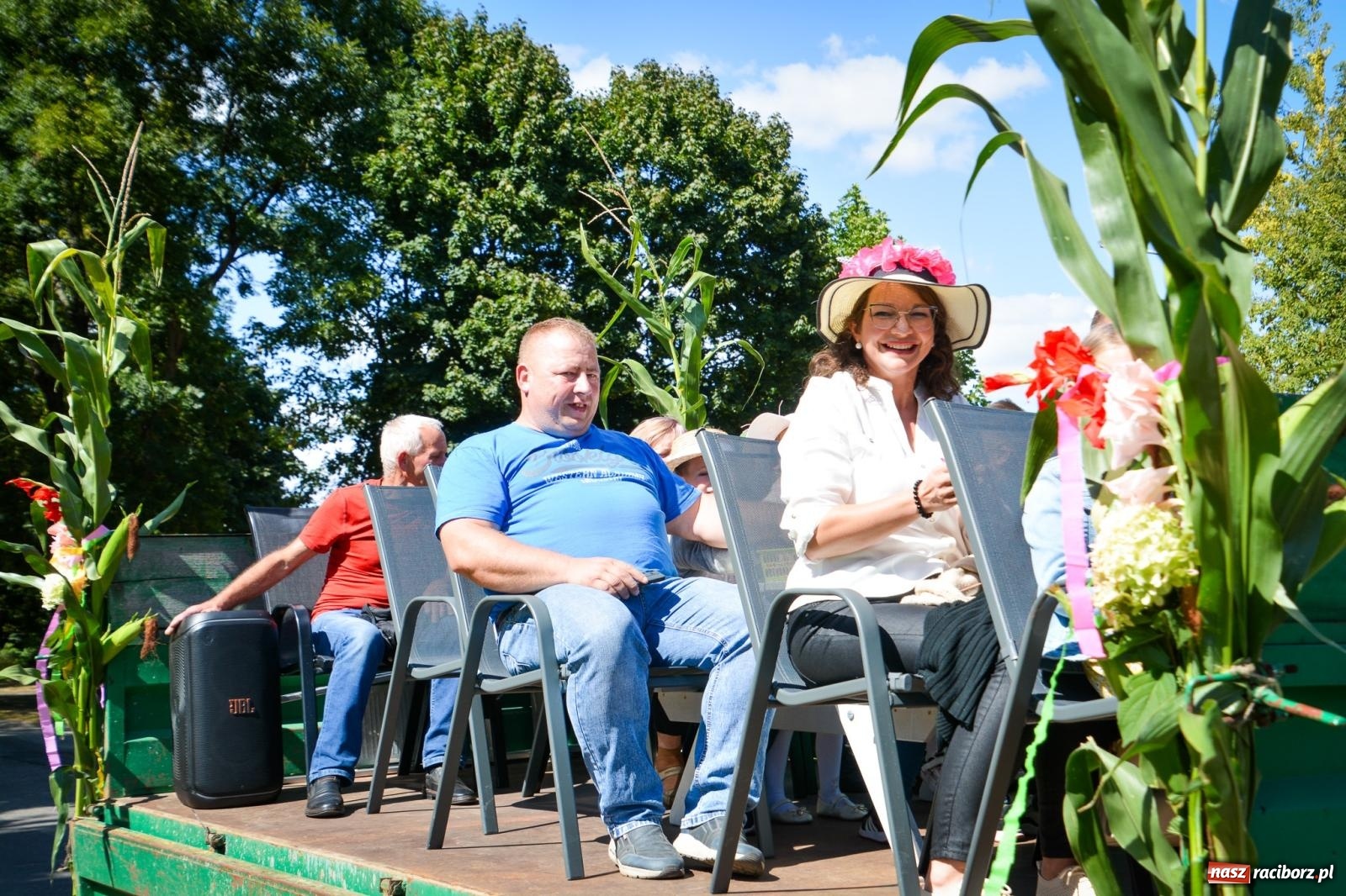 Zdjęcie w galerii na portalu naszraciborz.pl: Dożynki parafii Modzurów w Szonowicach – święto plonów i tradycji wiadomości z regionu