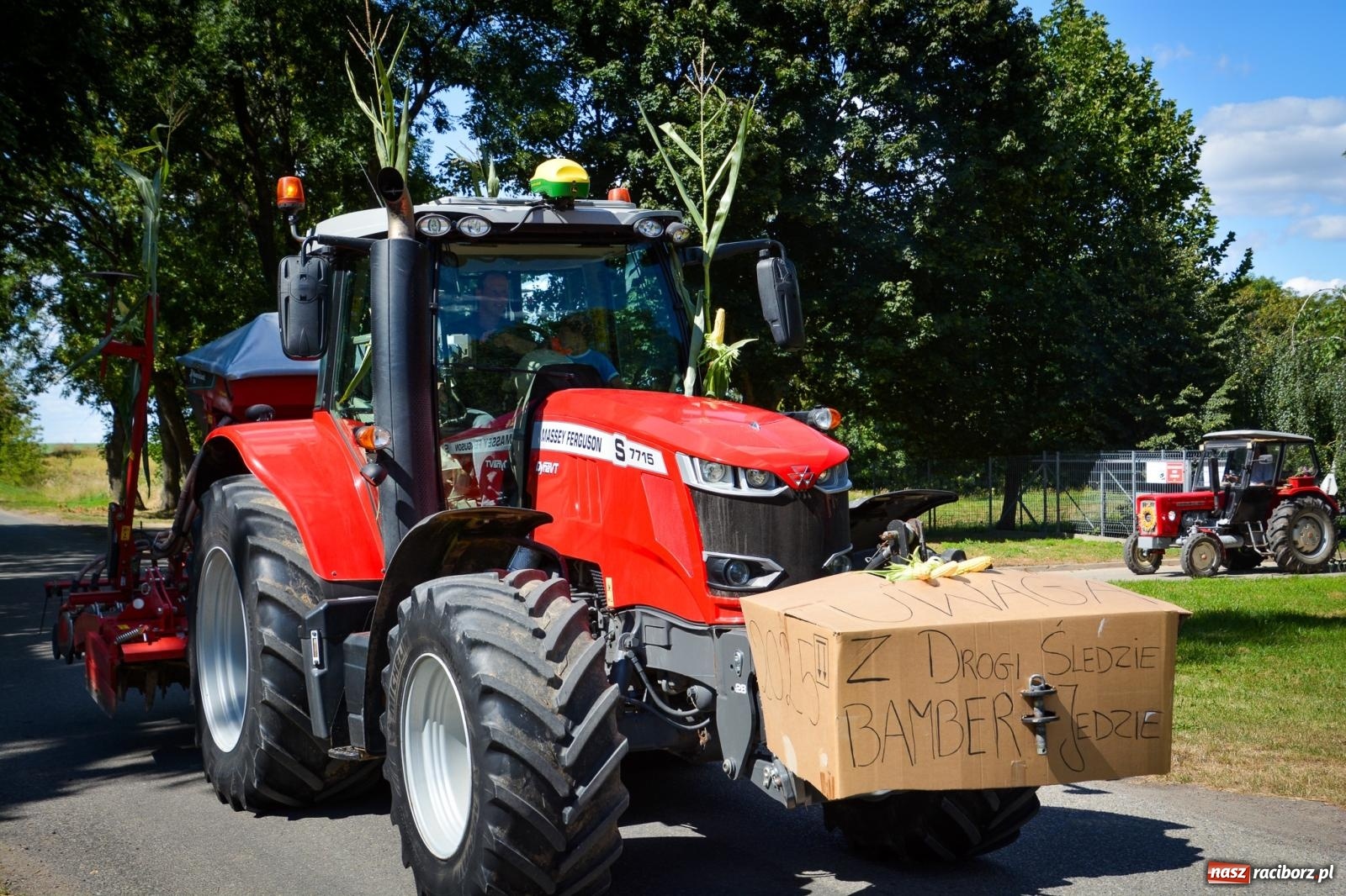 Zdjęcie w galerii na portalu naszraciborz.pl: Dożynki parafii Modzurów w Szonowicach – święto plonów i tradycji wiadomości z regionu